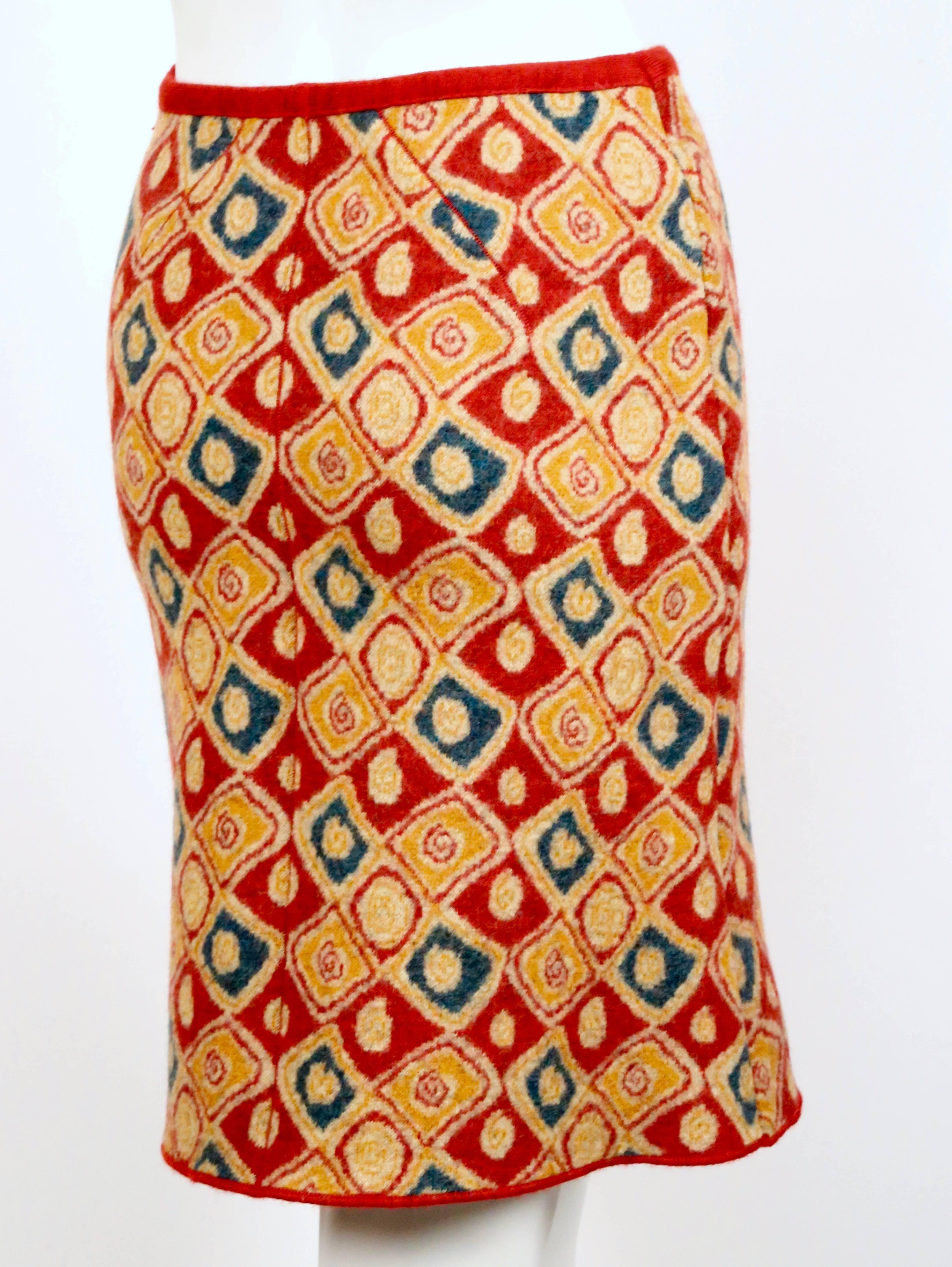 1990's AZZEDINE ALAIA red abstract patterned skirt In Excellent Condition In San Fransisco, CA