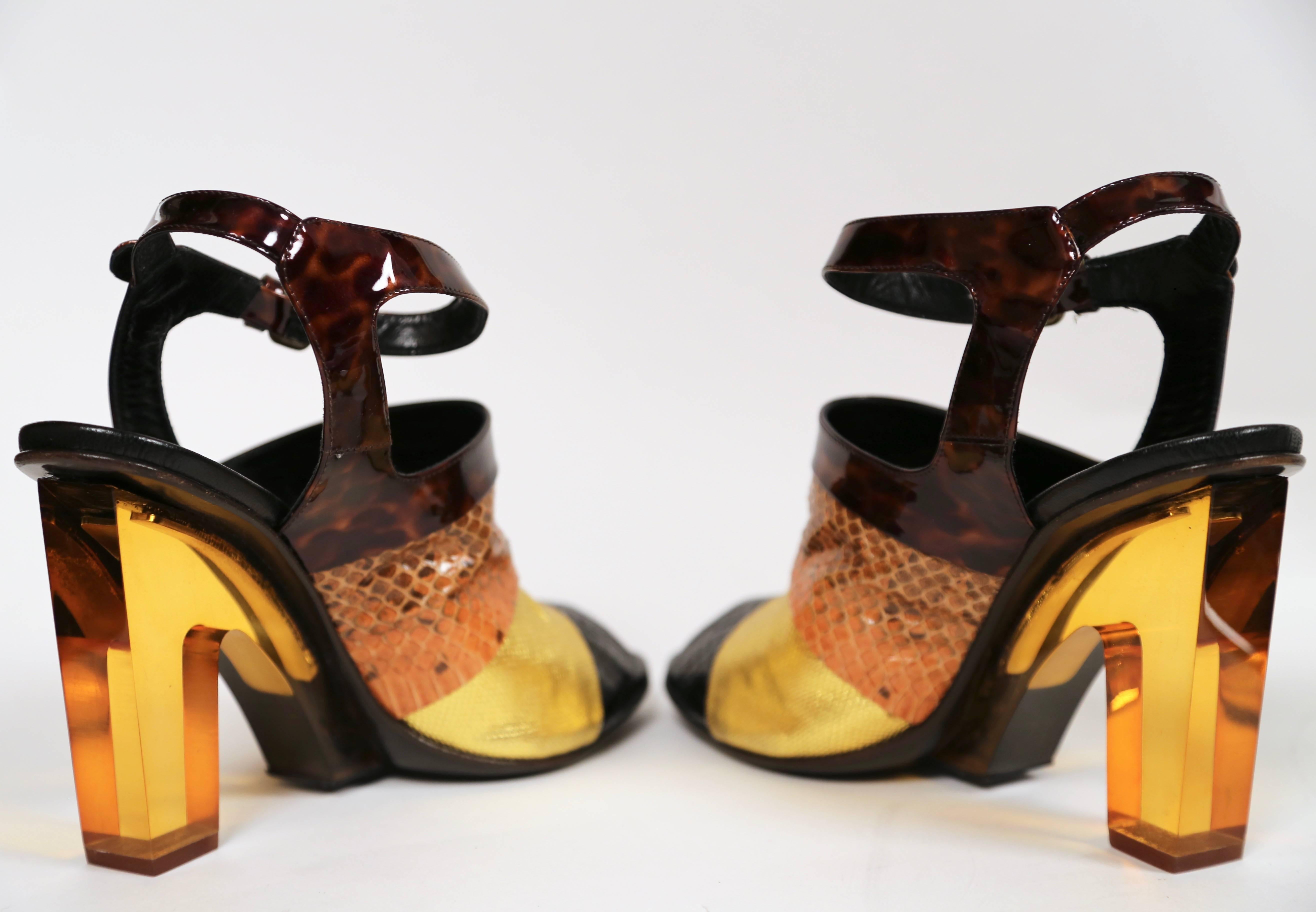 DRIES VAN NOTEN reptile leather shoes with lucite heels - 41 In Good Condition In San Fransisco, CA