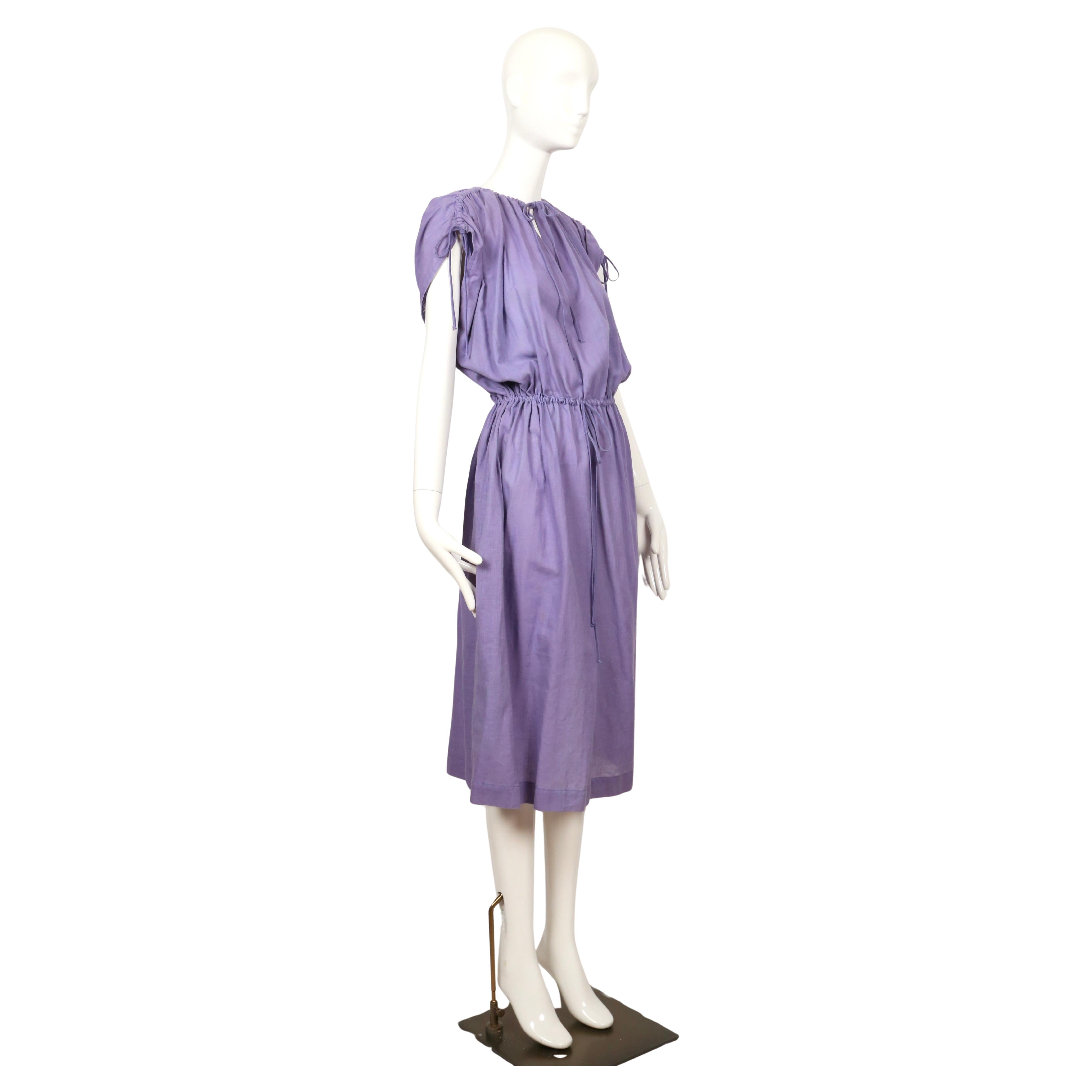 NEW 1970's YVES SAINT LAURENT Rive Gauche Kleid aus Baumwollgaze (Violett) im Angebot