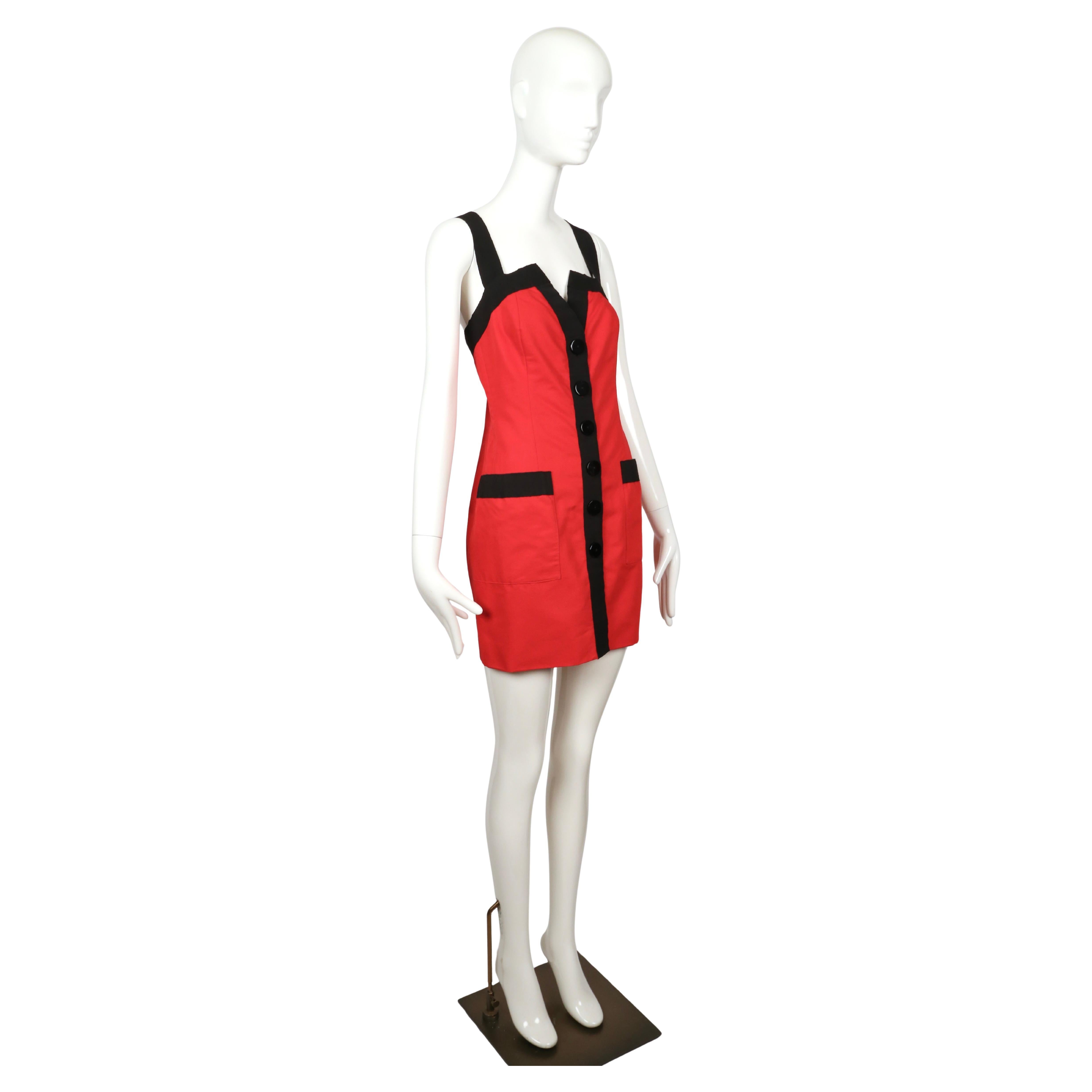 1990 - Yves Saint Laurent - Robe en coton rouge avec bordures en gros-grain noir Bon état - En vente à San Fransisco, CA