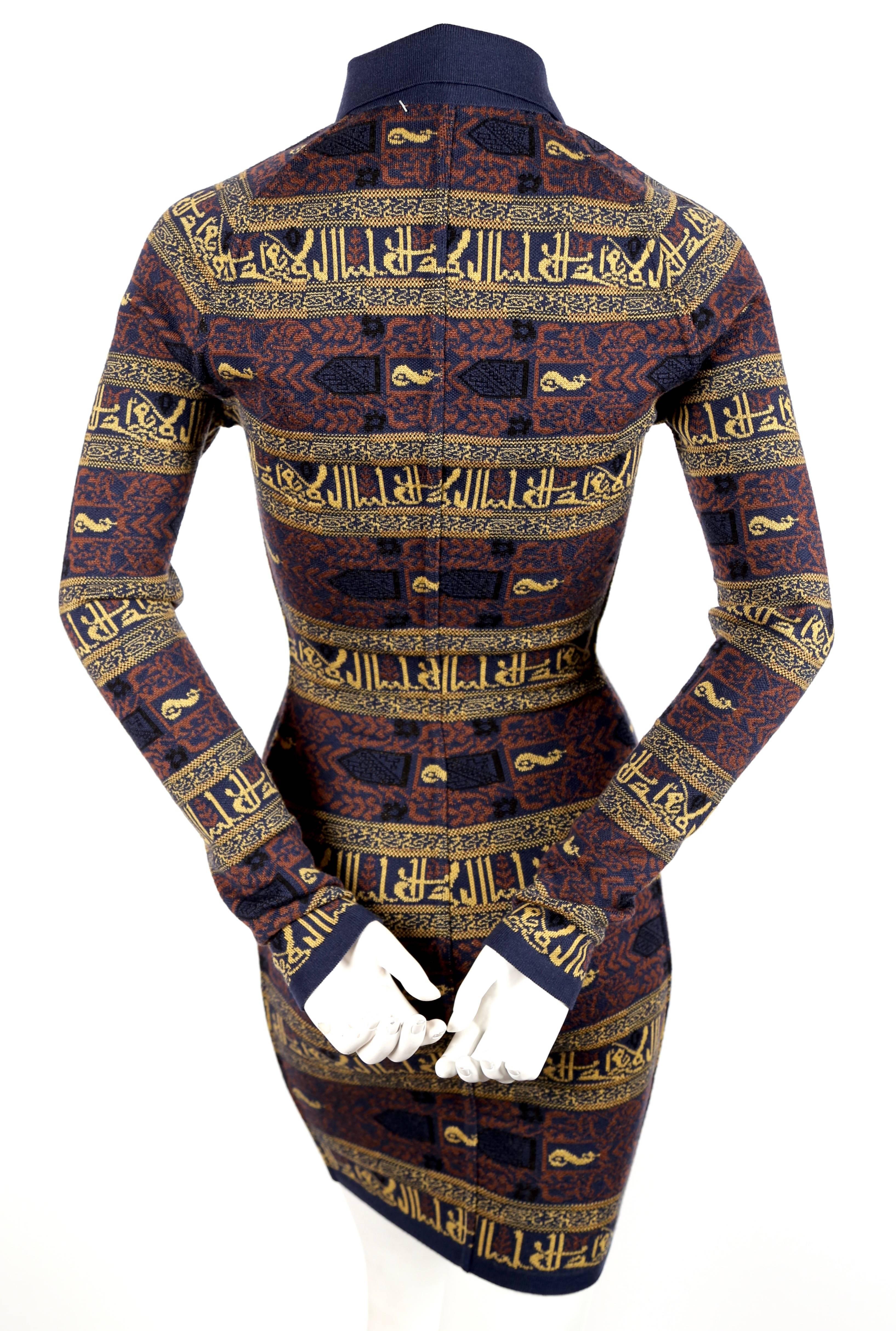 robe ALAIA 1990 avec calligraphie arabe en écriture coufique Neuf à San Fransisco, CA