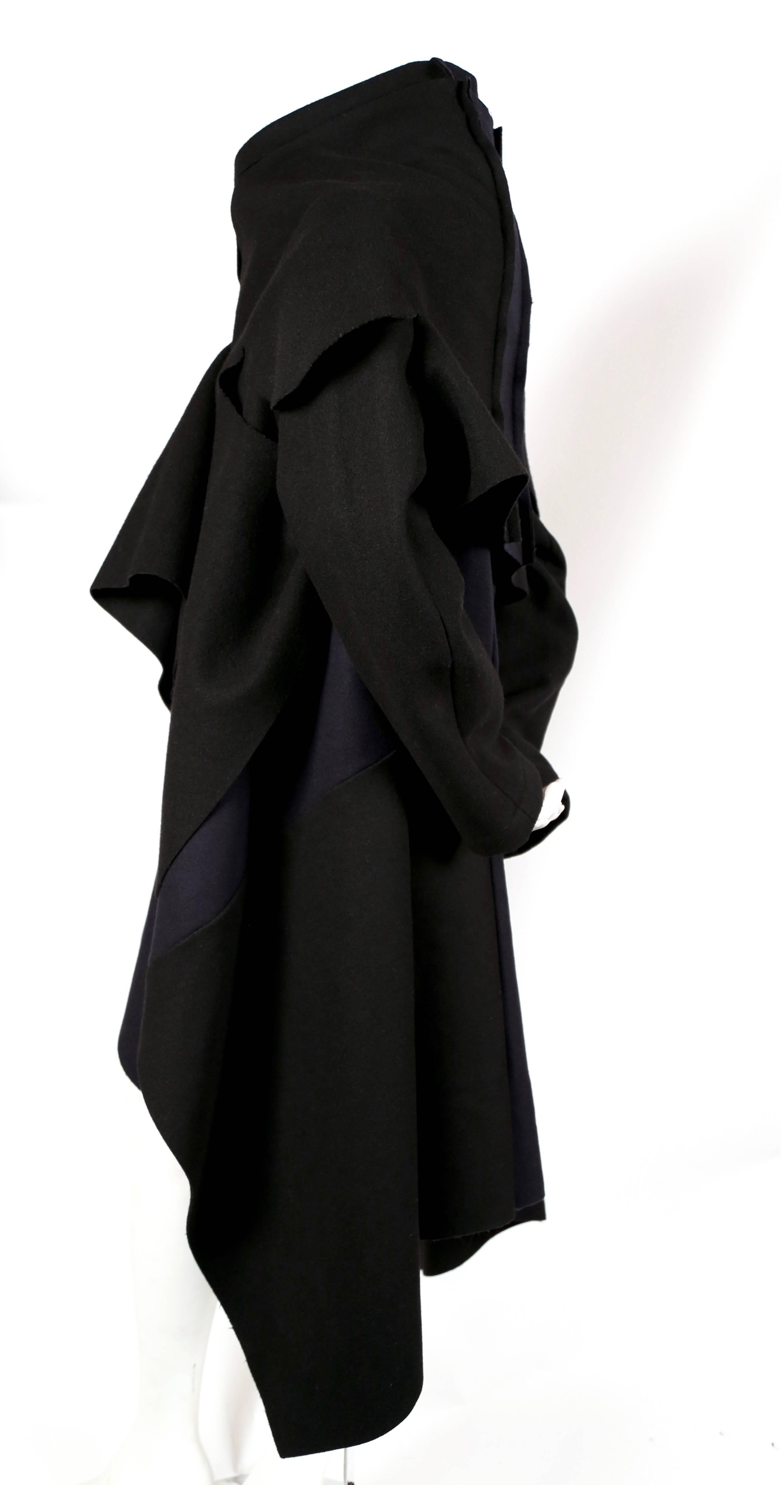 2003 COMME DES GARCONS black & navy felted long wool coat In Excellent Condition In San Fransisco, CA