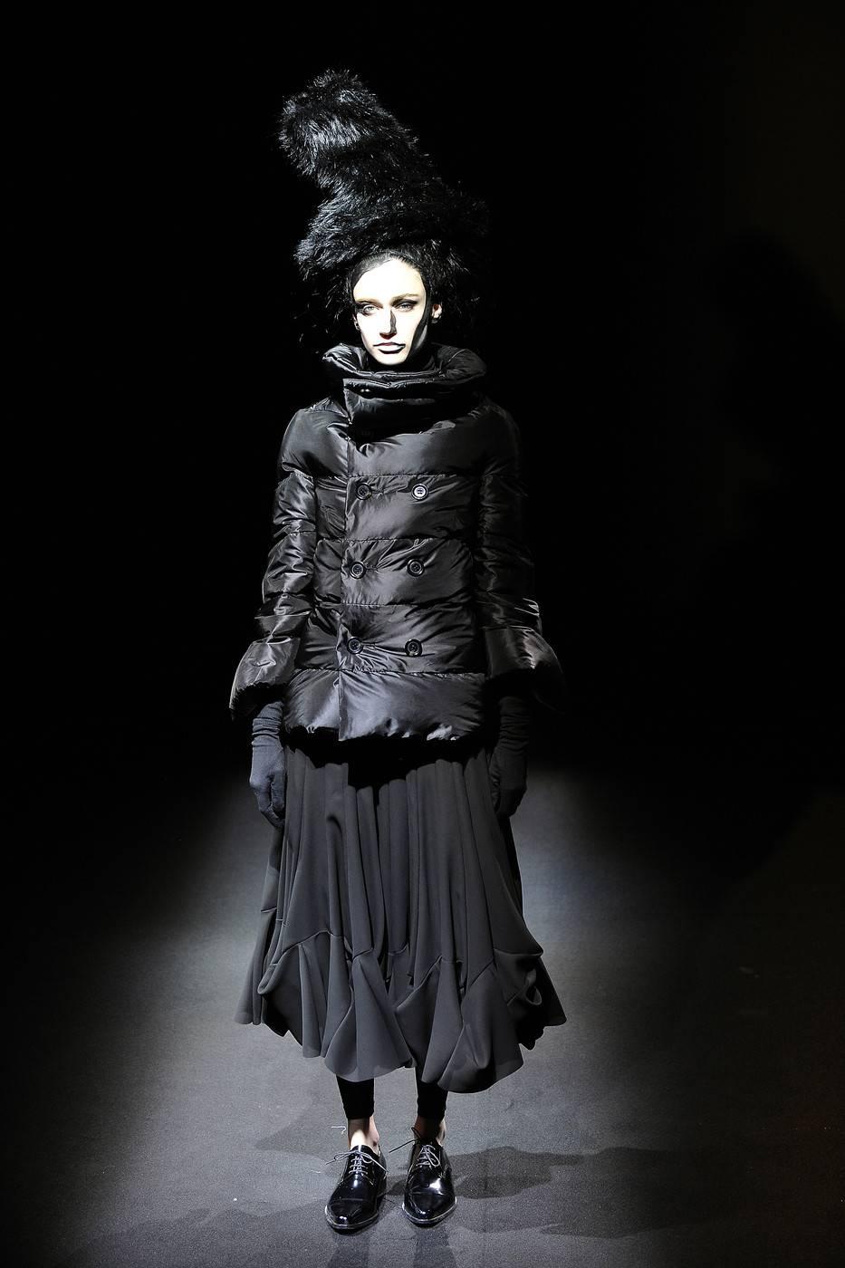 Junya Watanabe for Comme des Garcons padded runway coat with bustle, 2009  4