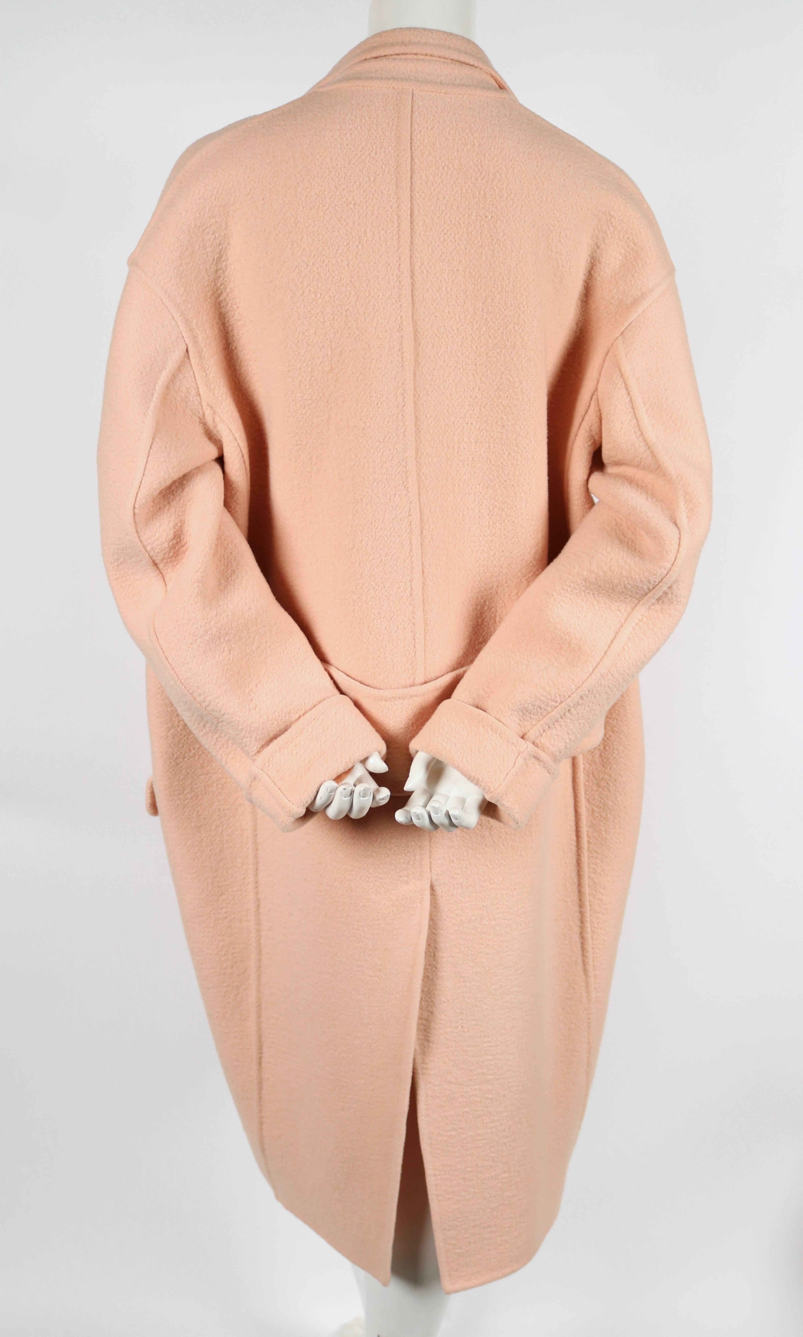 CELINE blush cashmere runway coat - 2013 In Good Condition In San Fransisco, CA