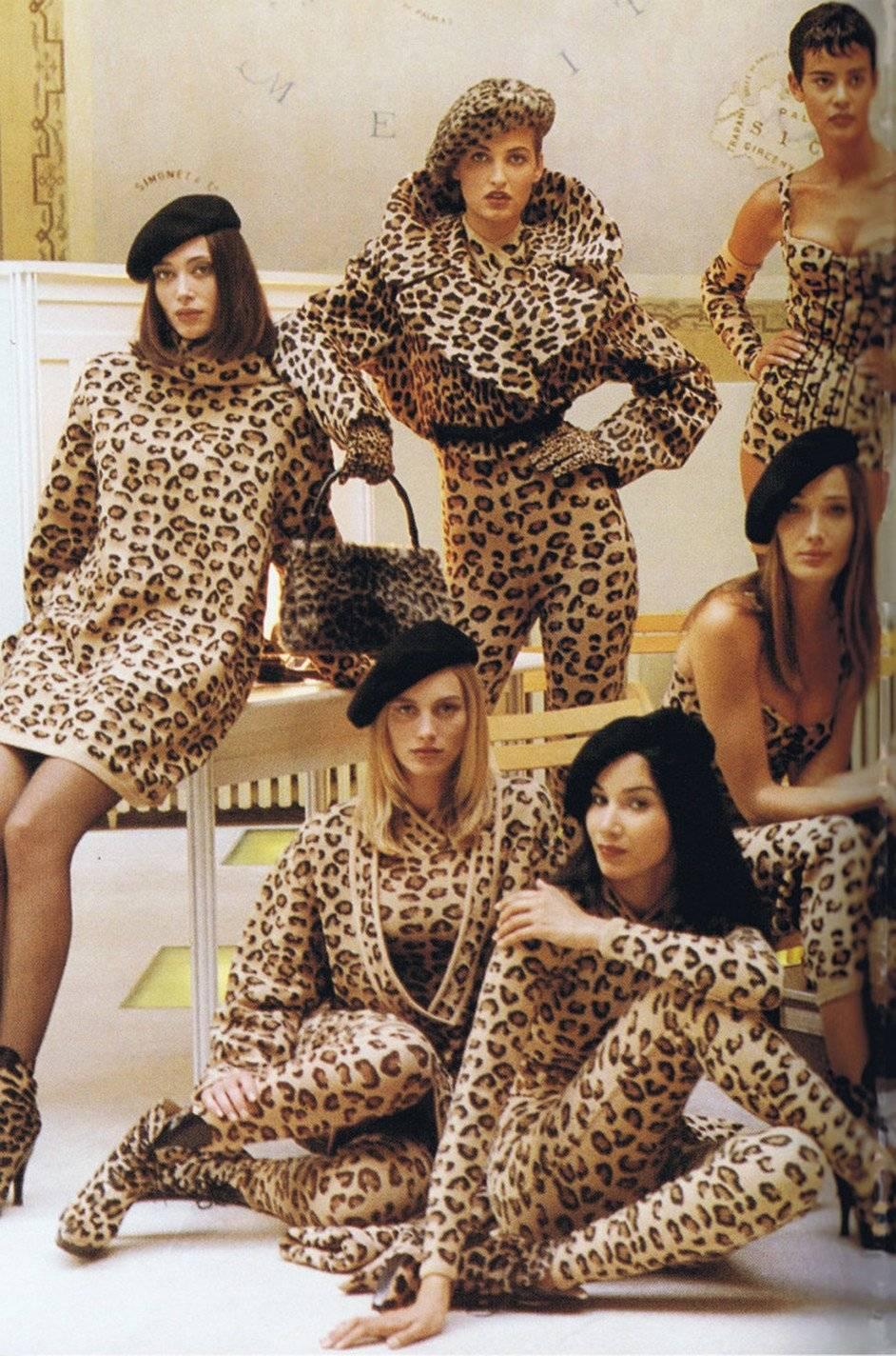 Azzedine Alaia oversized leopard V-neck tunic dress, 1991  2
