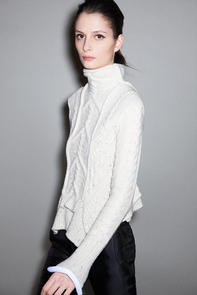 Celine By Phoebe Philo wool cable knit sweater with asymmetric hem In Excellent Condition In San Fransisco, CA