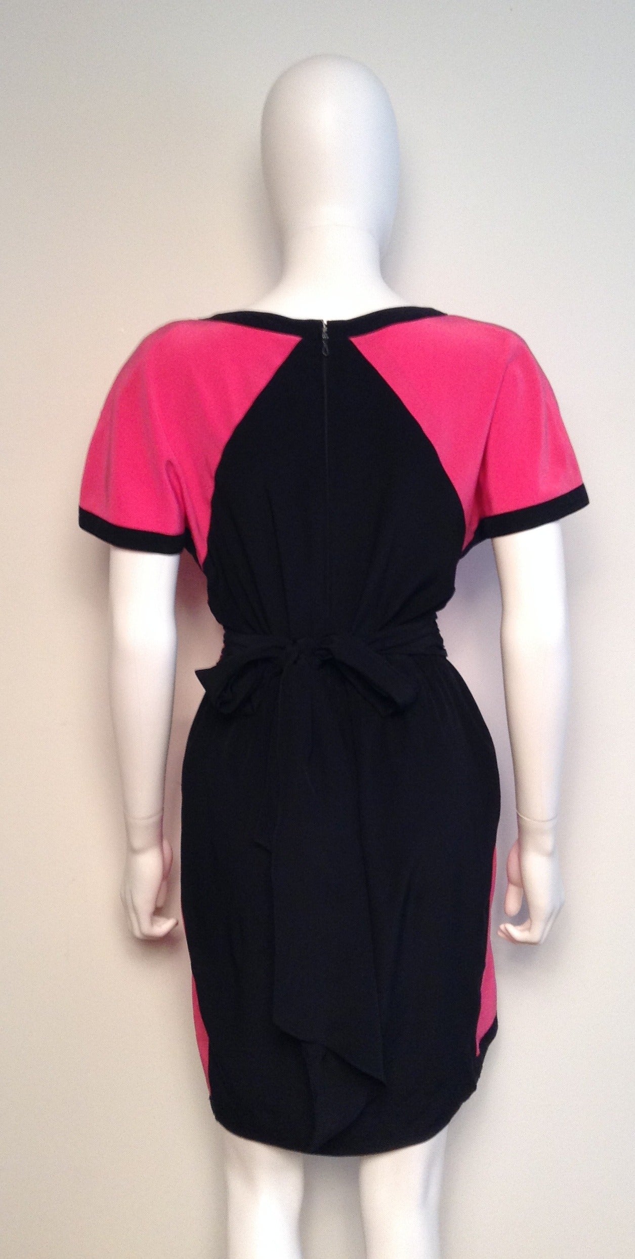 Karl Lagerfeld Black and Pink Vintage Dress Size 8 For Sale 3