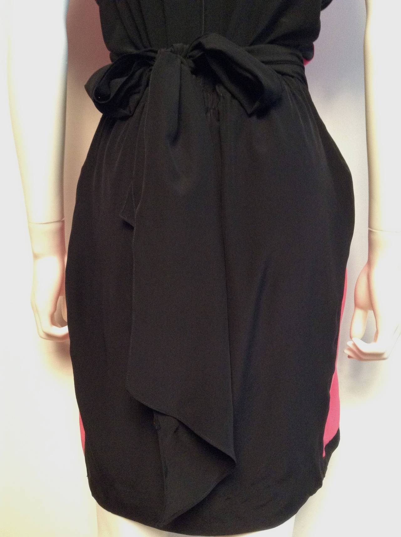 Karl Lagerfeld Black and Pink Vintage Dress Size 8 For Sale 5