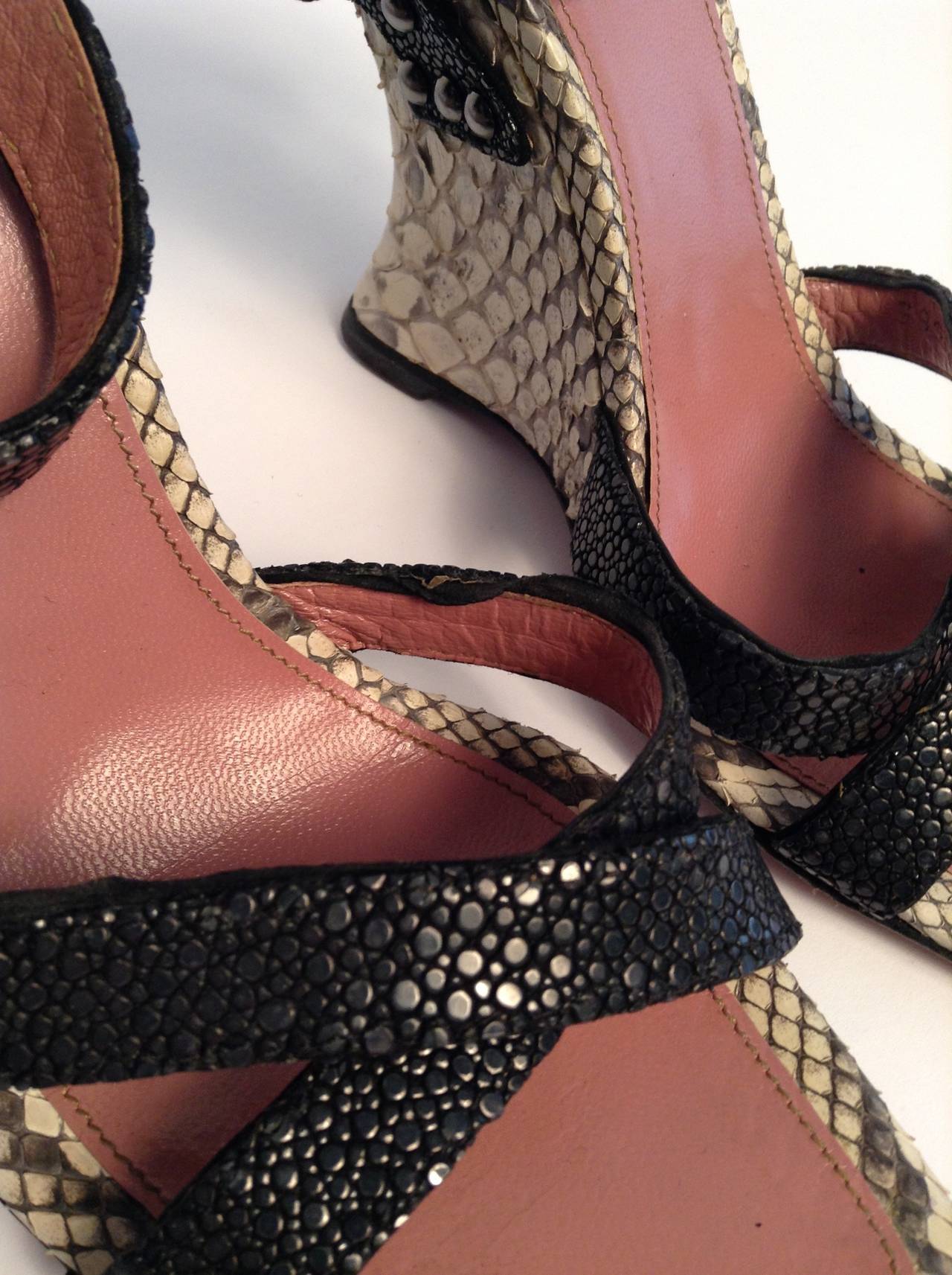 Azzedine Alaia Python and Black Wedge Sandal Size 39 For Sale 2