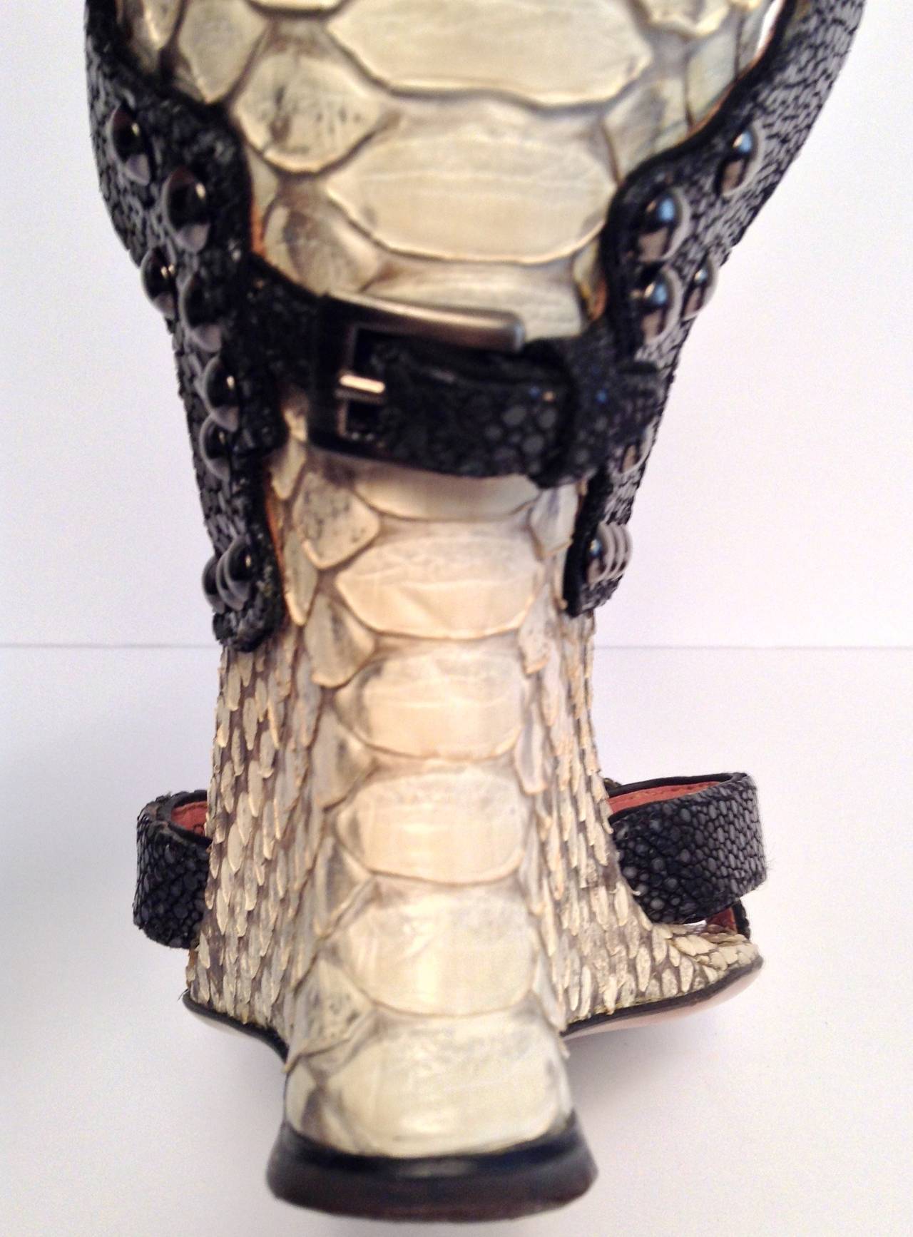 Azzedine Alaia Python and Black Wedge Sandal Size 39 For Sale 4