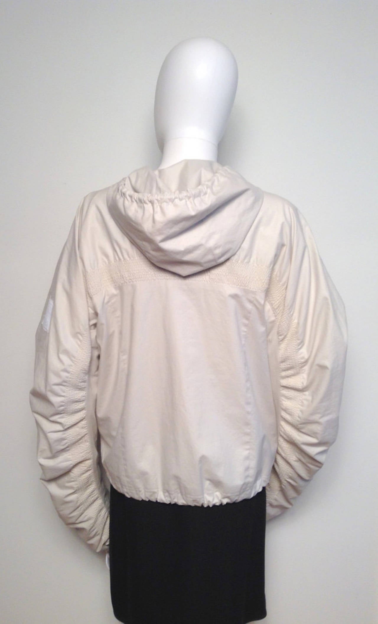 Chanel Off-white Light Jacket Size 8 Unworn In New Condition In Toronto, Ontario