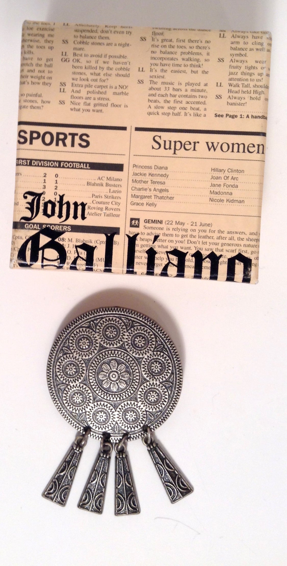 John Galliano Silver Pin In Excellent Condition In Toronto, Ontario