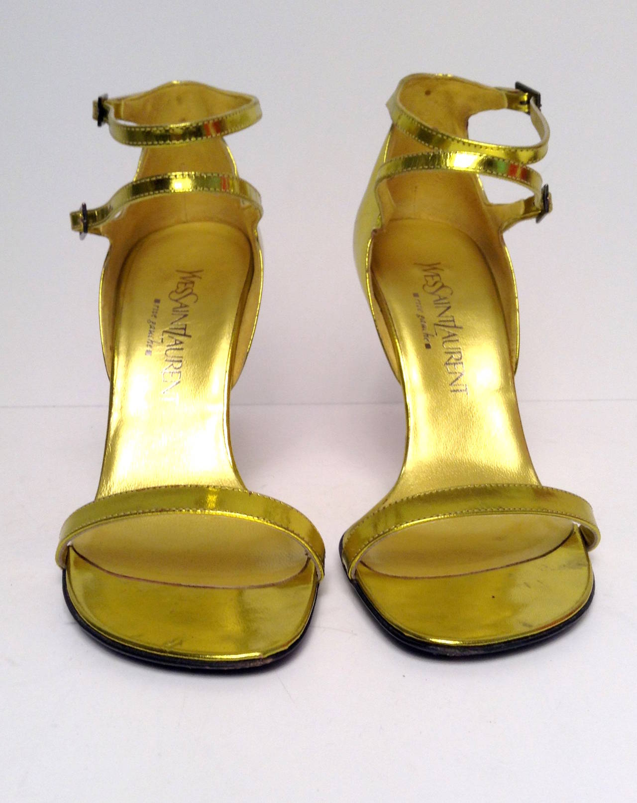 Women's Yves Saint Laurent (Tom Ford) Iconic Gold wedges Size 38.5 For Sale