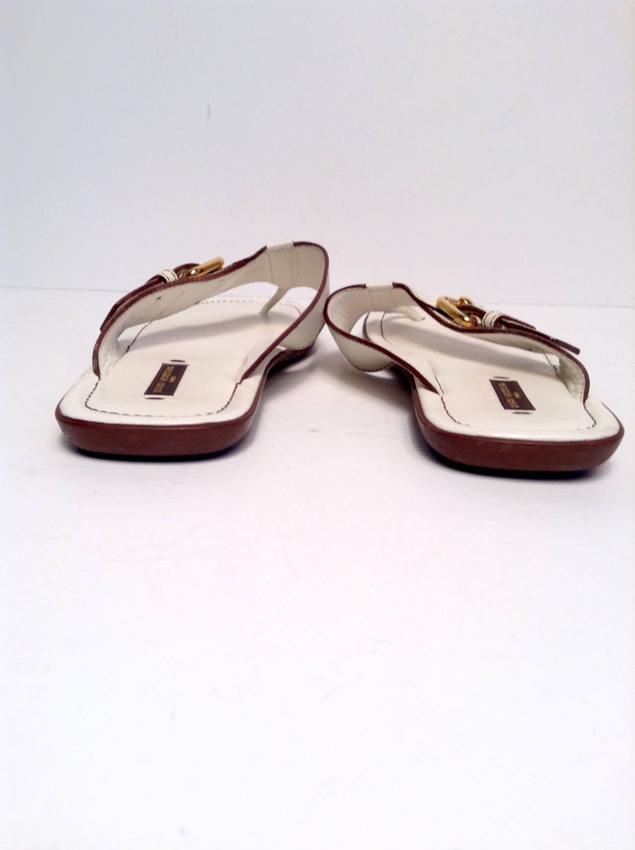 Louis Vuitton Cream leather Thong Sandal Size 38 1