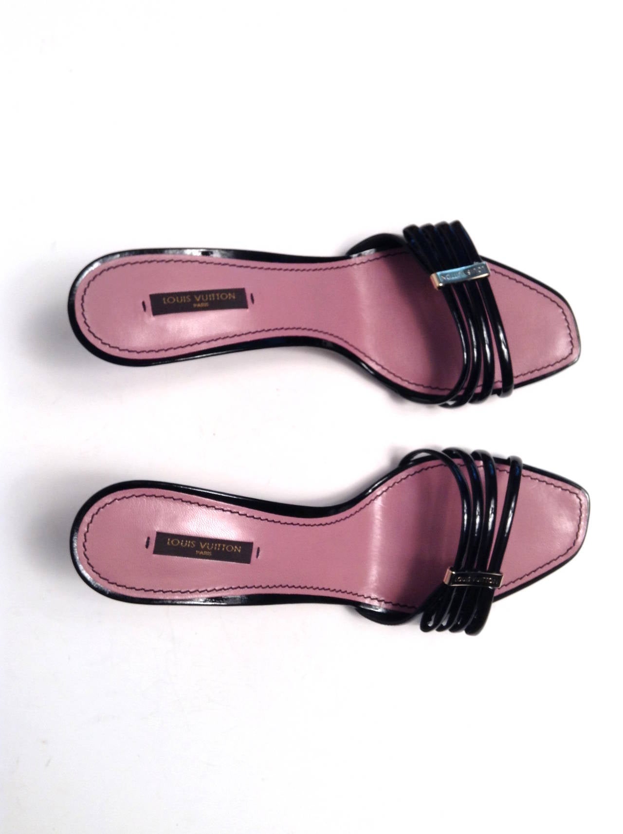 Louis Vuitton Black Patent Cherry Open Toe Mule Size 39/8 For Sale 3