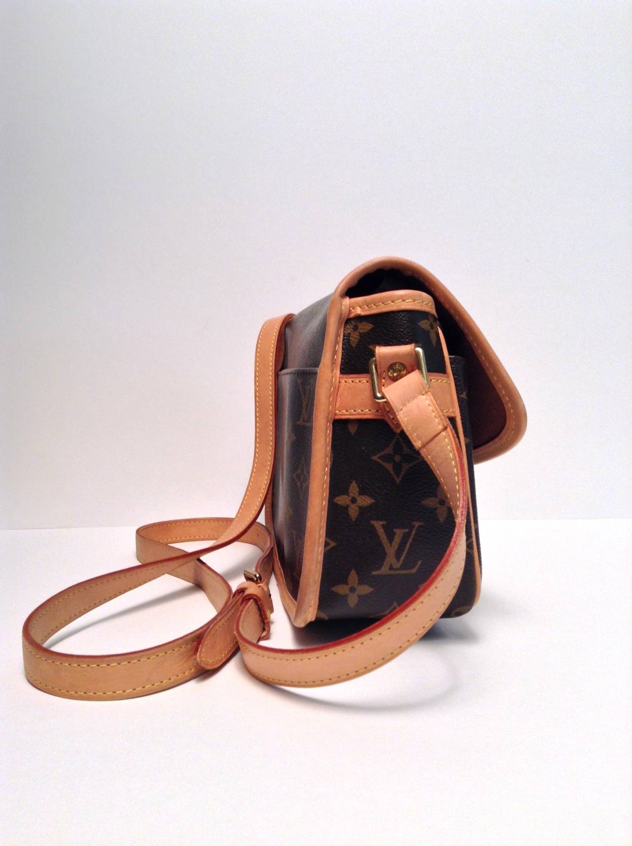 Louis Vuitton 'Sologne' Crossbody Bag TJ1052 3