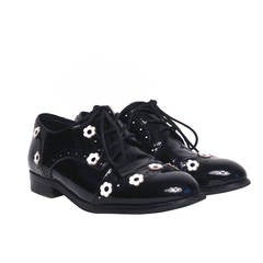 Chanel Black Patent Oxfords with Daisies Size 5