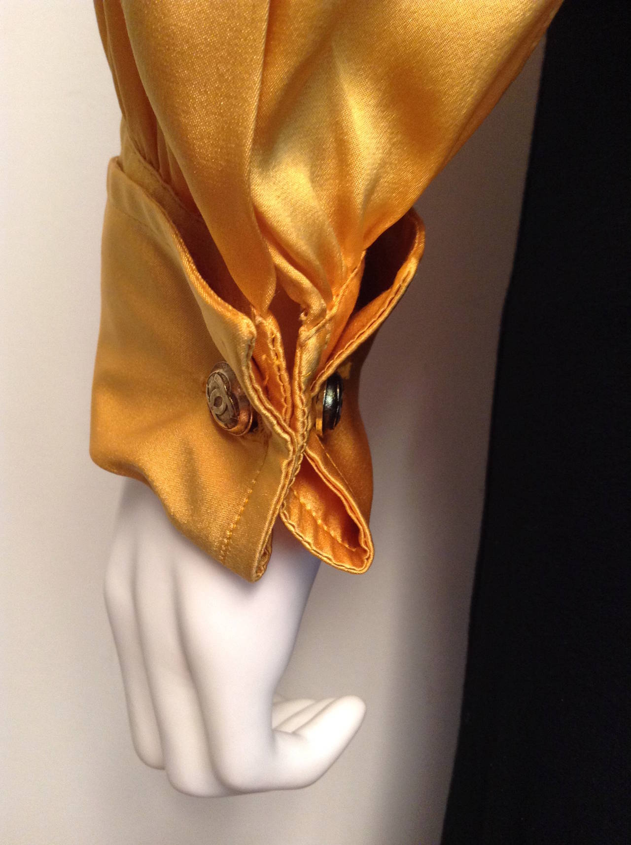 Chanel Vintage Yellow Silk Blouse Size L For Sale 2