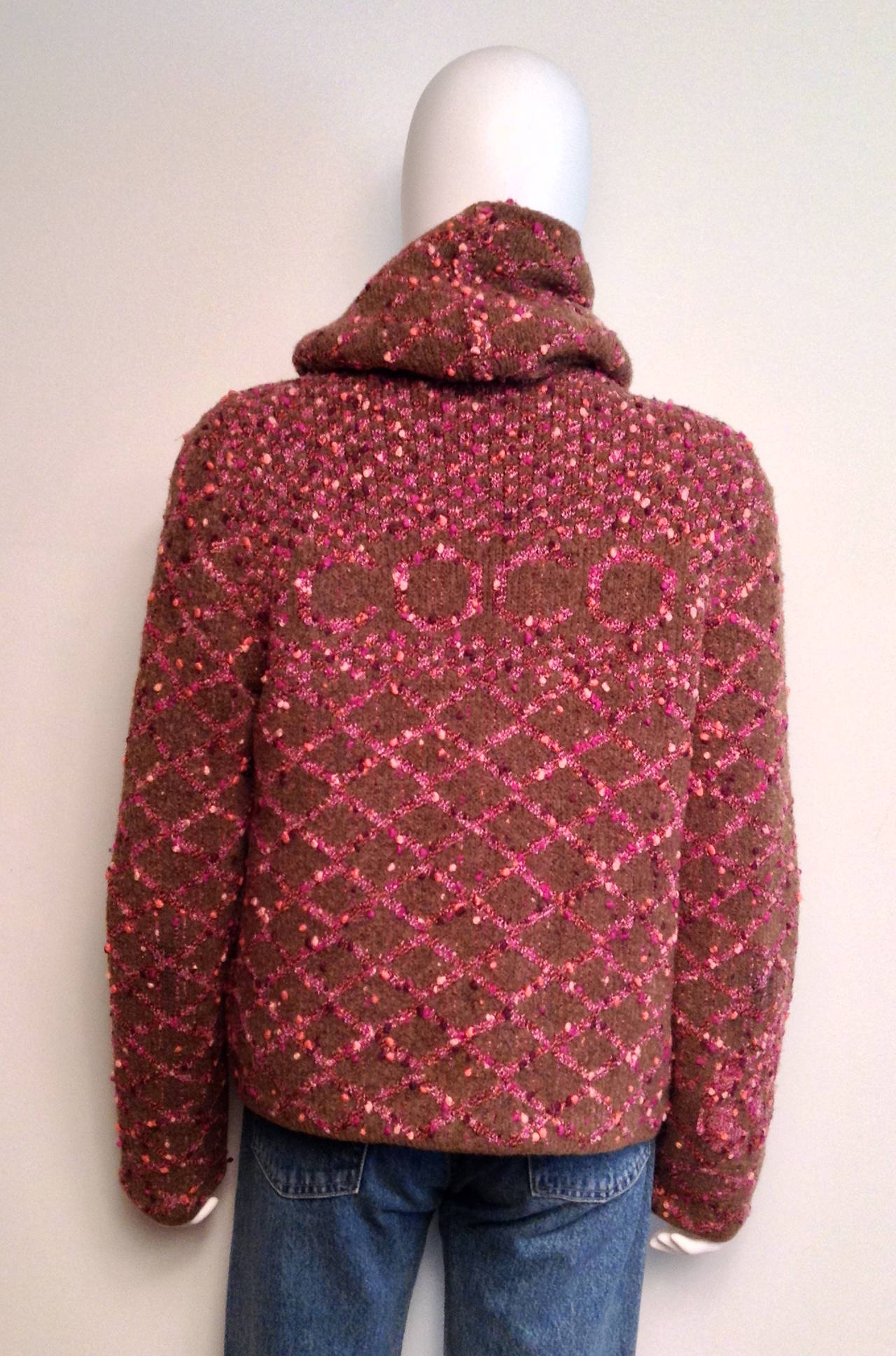 Chanel Pink and Brown Sweater Set Size 42 Collection 01A For Sale 5