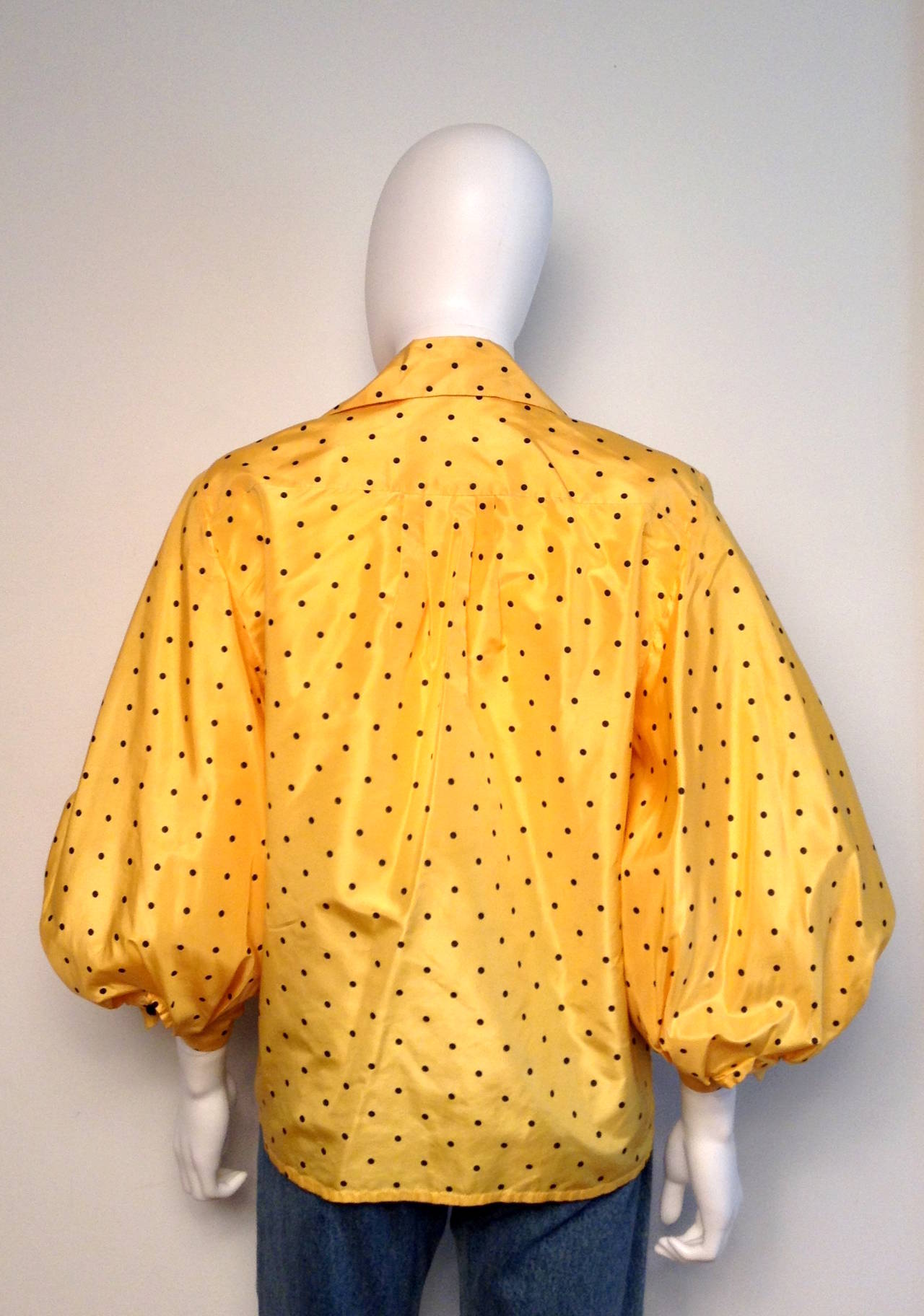 Christian Dior Vintage Yellow and Black Polka Dot Blouse Size 36 In Good Condition For Sale In Toronto, Ontario