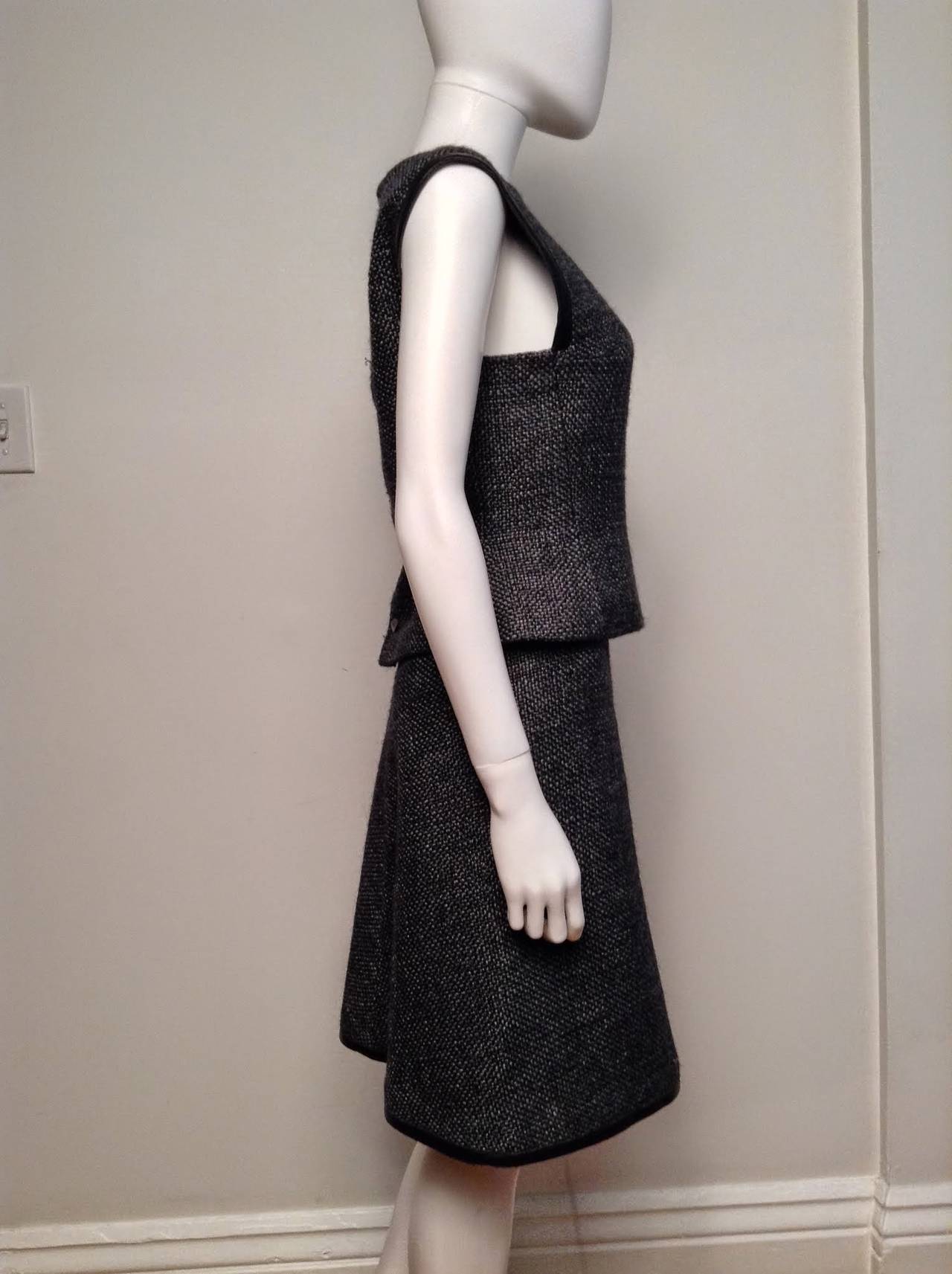 Women's Chanel Two Piece Grey Wool Skirt and Vest Suit Size 38/4 For Sale