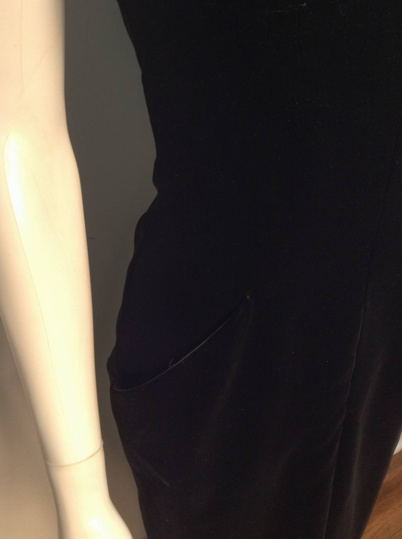 Tom Ford AW11 Black Velvet Cup Dress Unworn Size 2 2