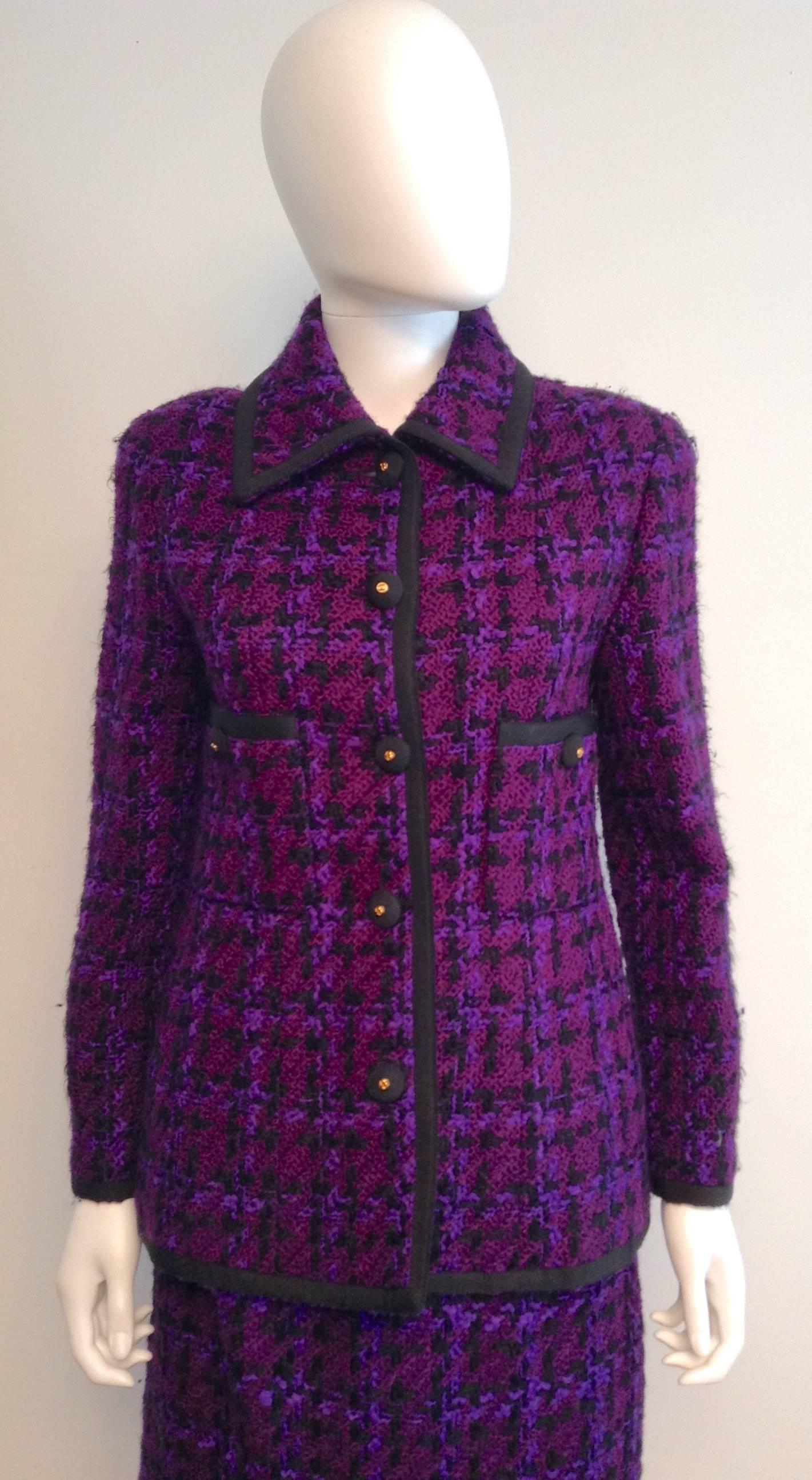 Chanel Purple Tweed Skirt Suit Size 38/4 For Sale 2