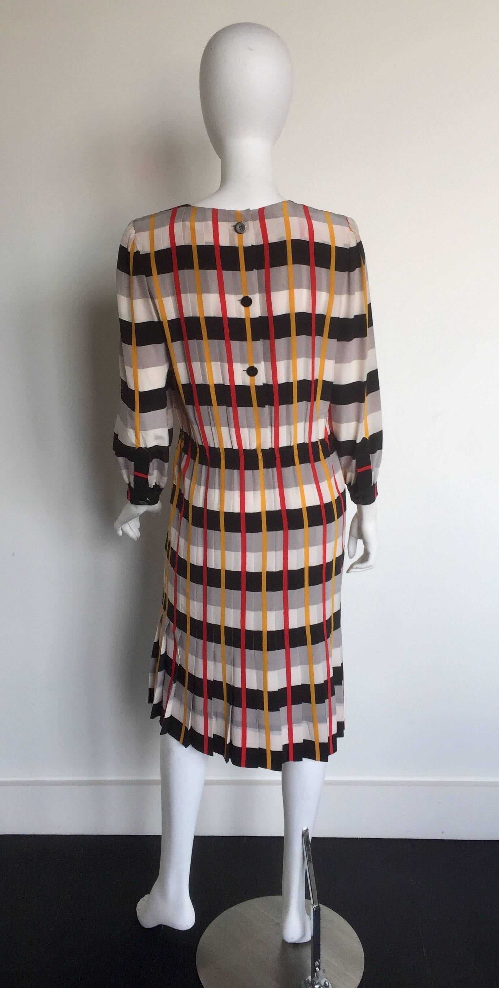 Bill Bless Red Plaid Day Dress In Excellent Condition For Sale In New York, NY