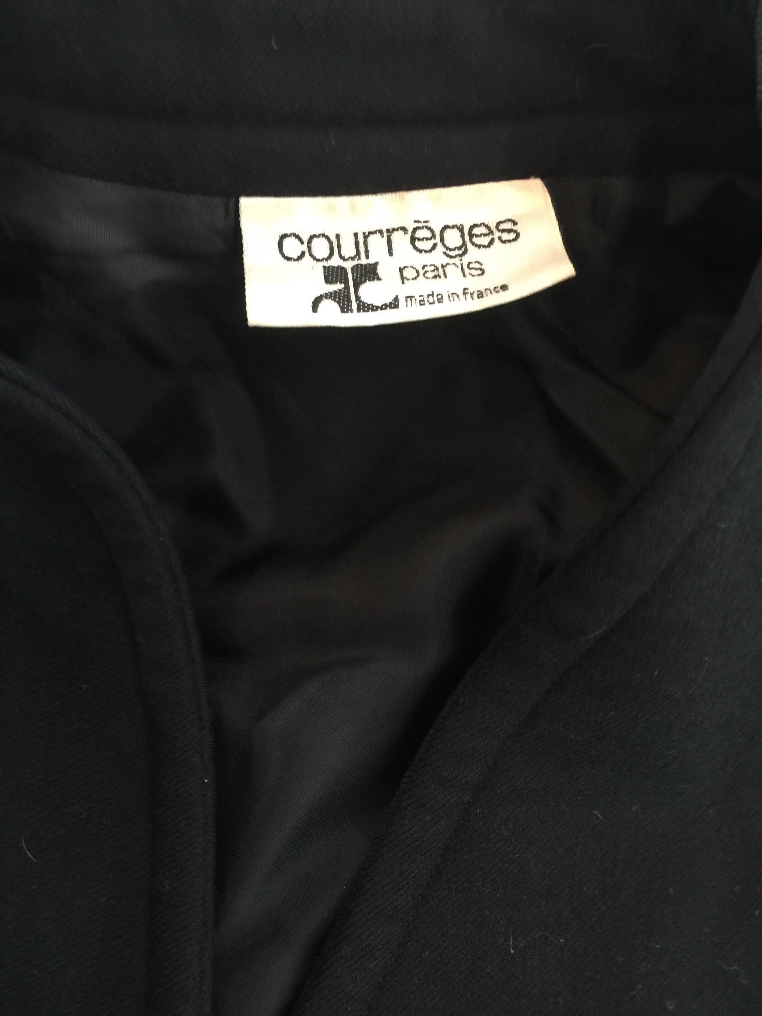 Women's or Men's Courreges Black Cropped Jacket For Sale