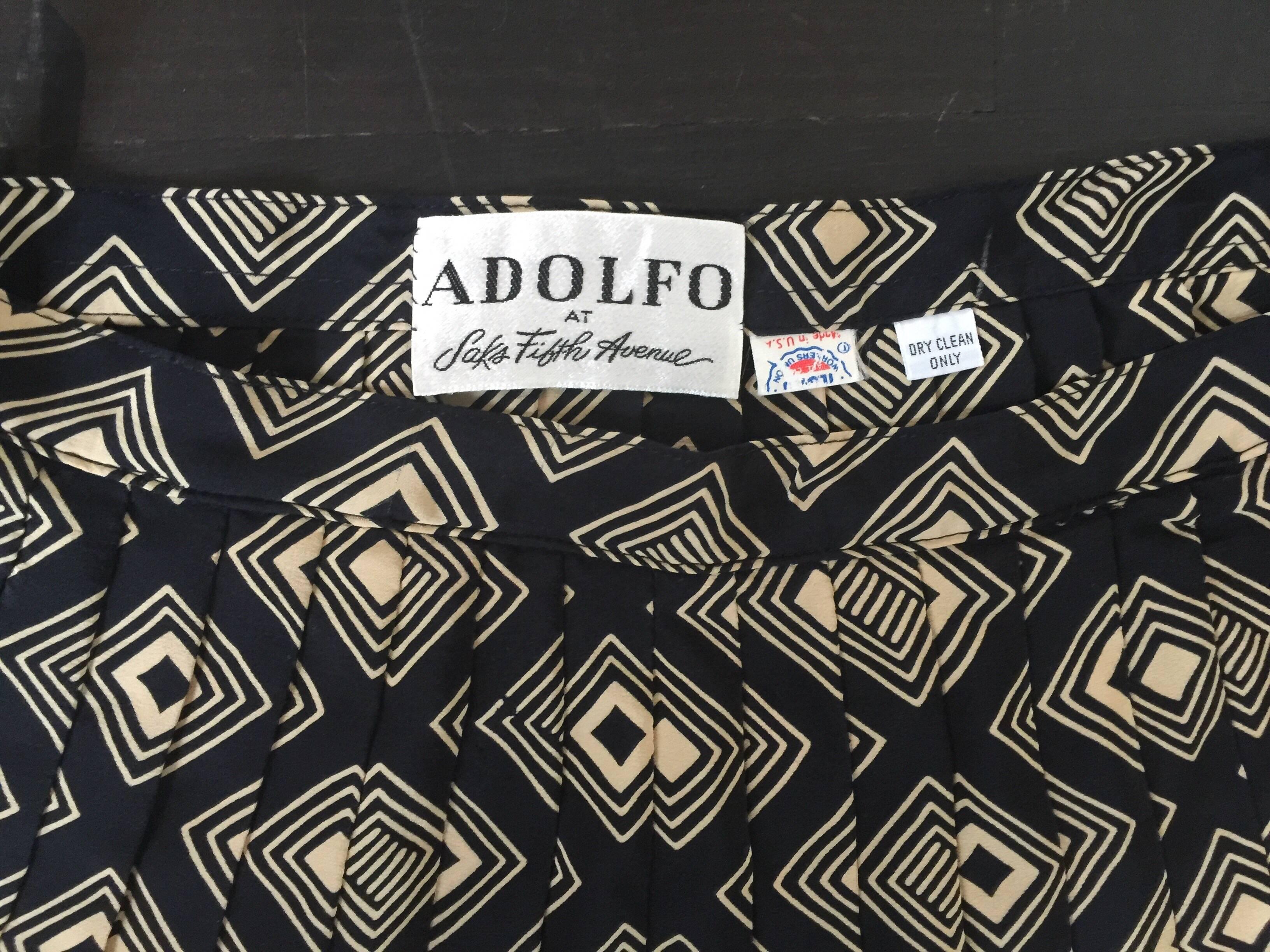 Adolfo black and tan printed pleated silk skirt For Sale 1