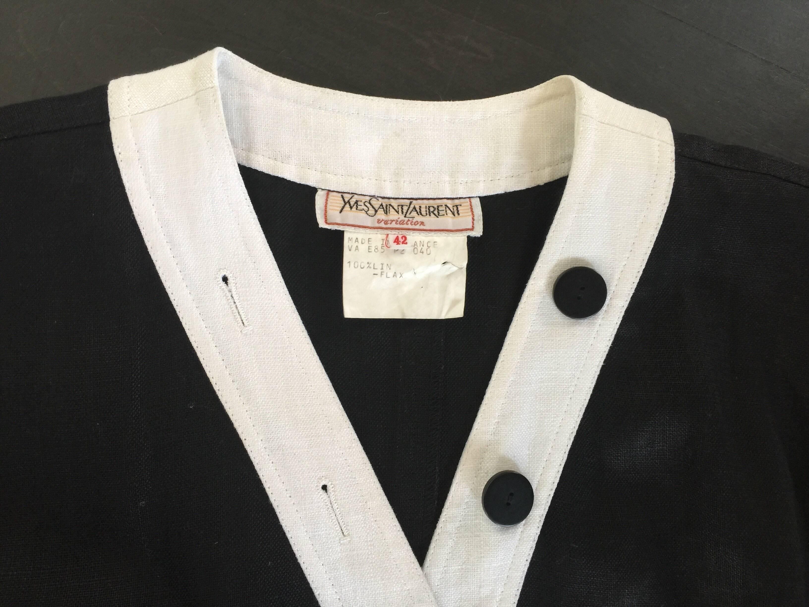Yves Saint Laurent black and white linen dress In Good Condition For Sale In New York, NY