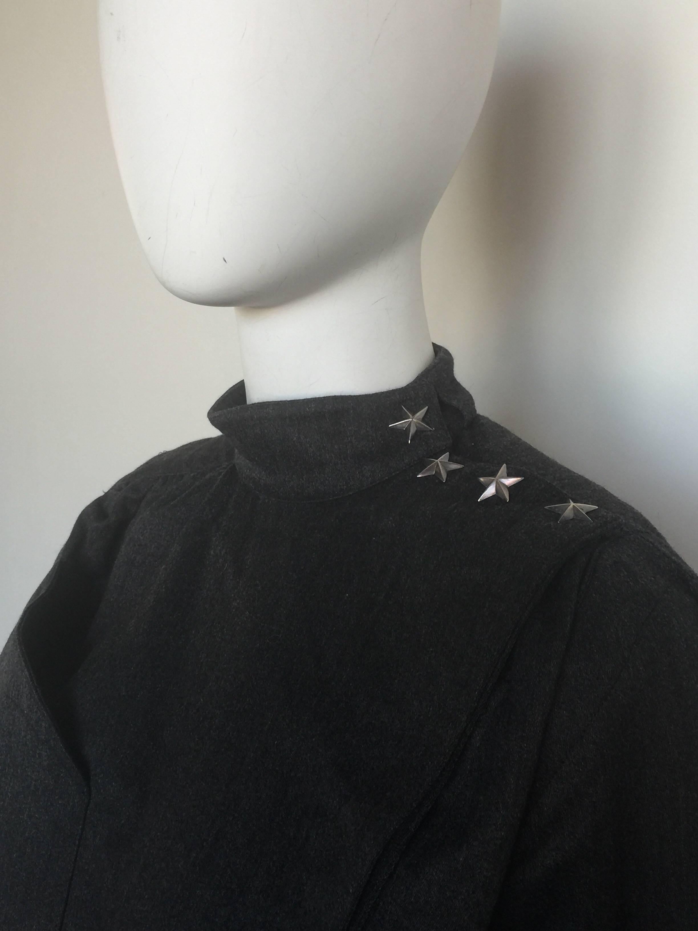 Thierry Mugler Charcoal Grey silver star cropped jacket  In Good Condition For Sale In New York, NY