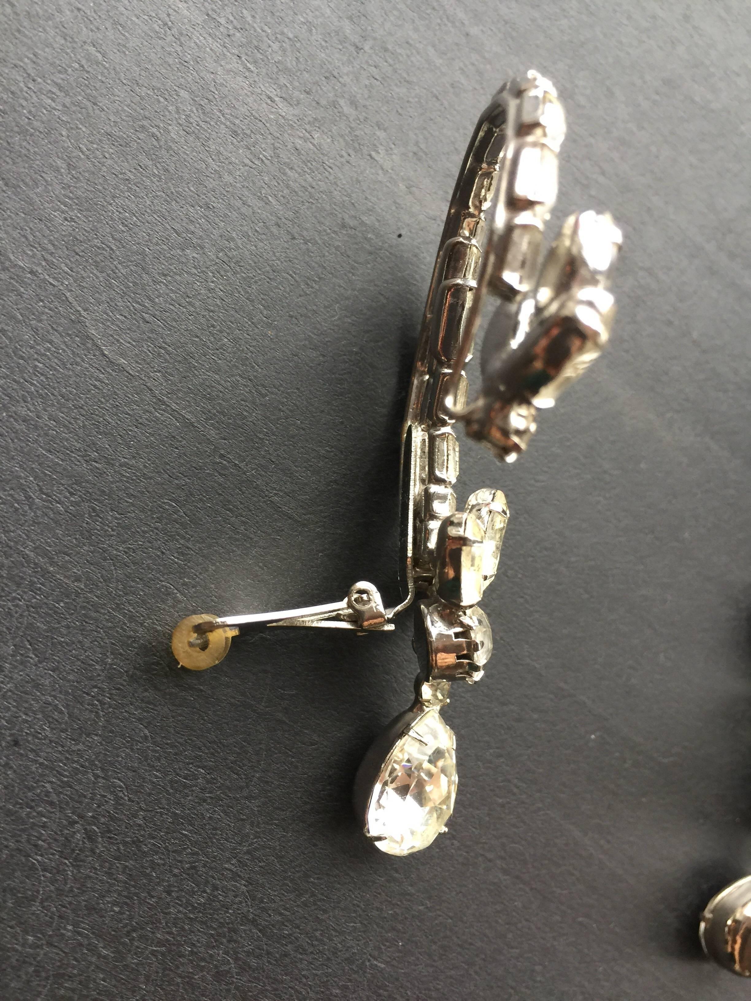 Hobe Crystal ear cuff earrings For Sale 2