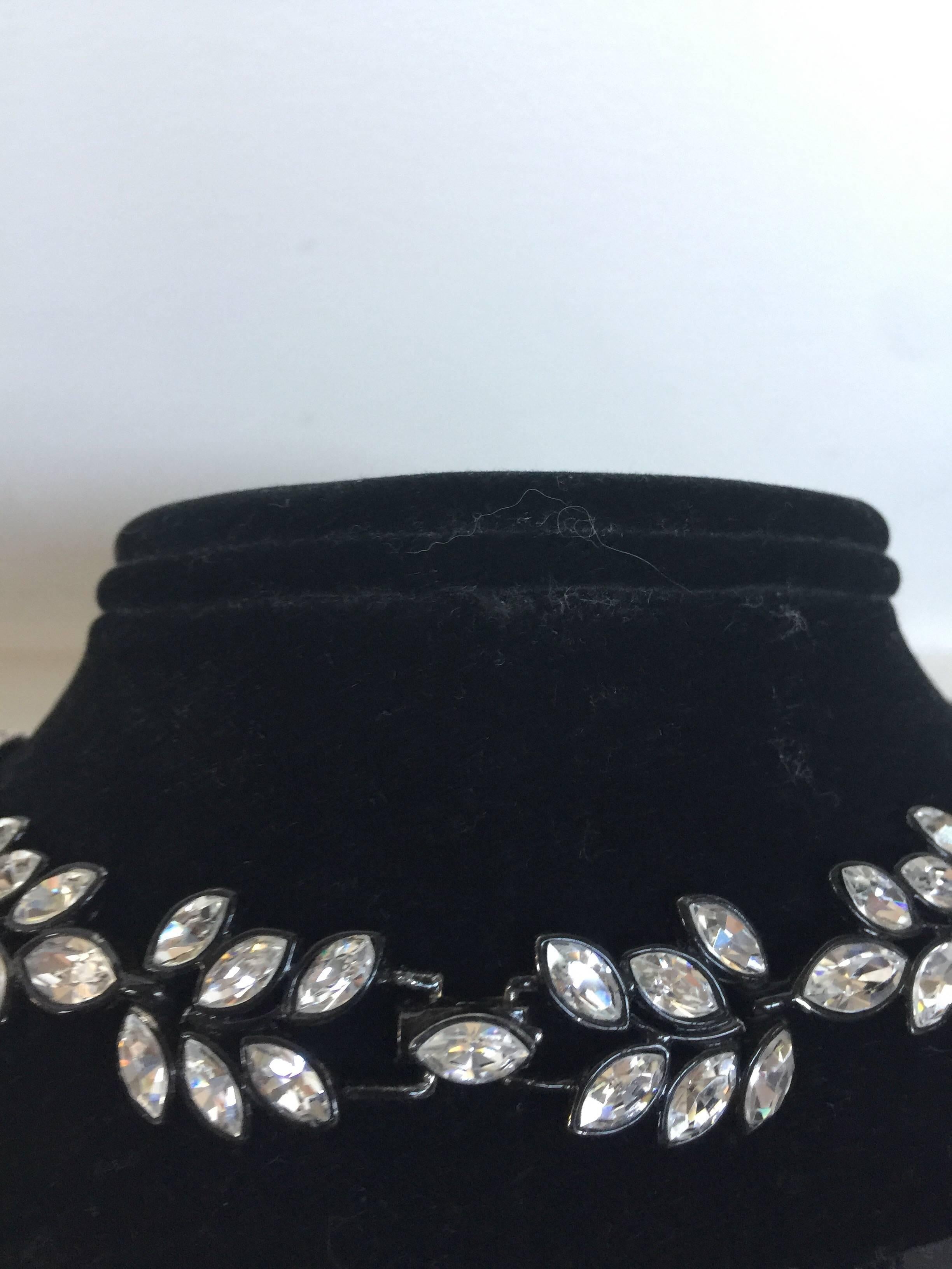KJL black metal and crystal leaf necklace  In Good Condition In New York, NY