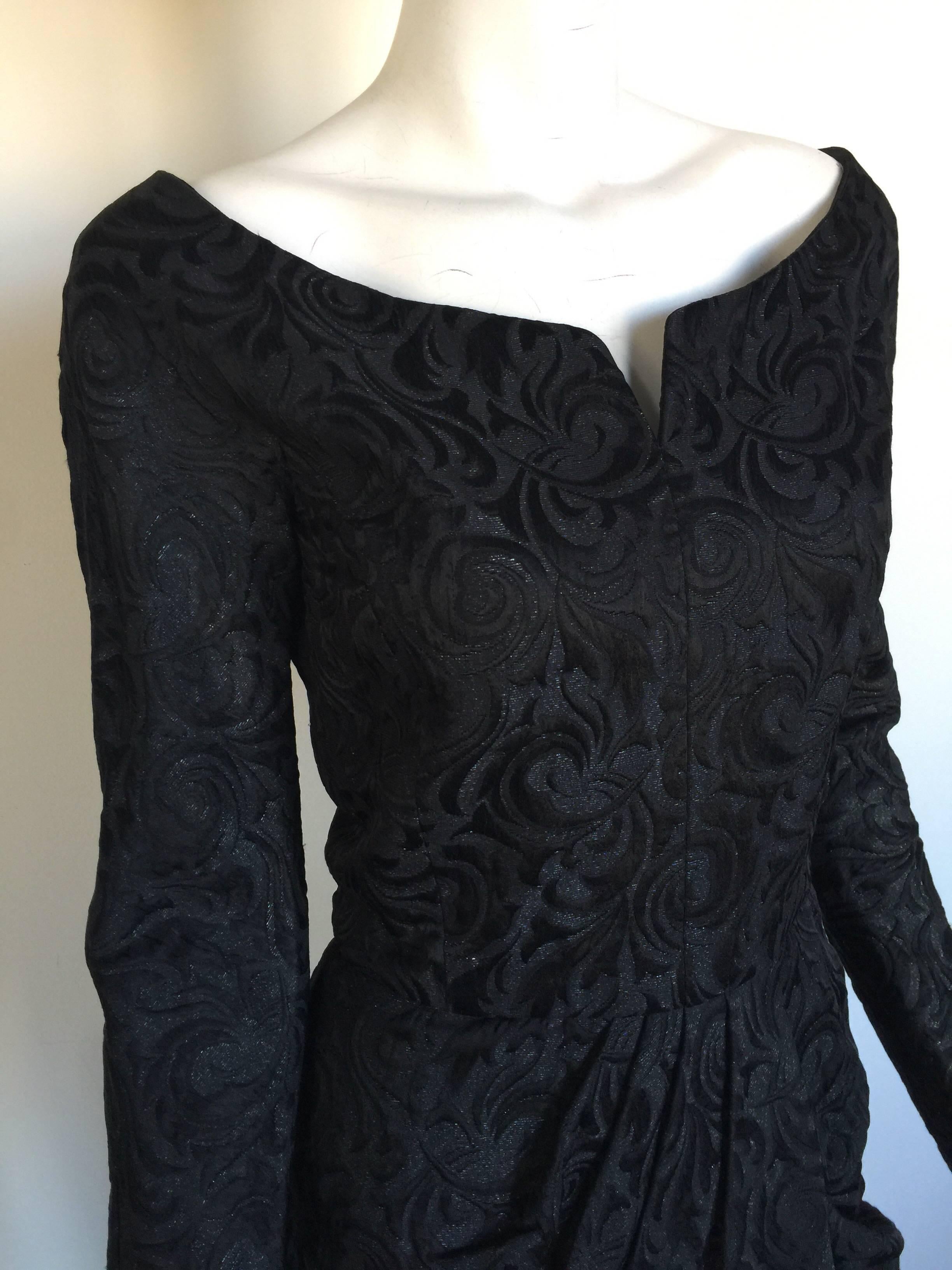 Anne Klein brocade Black off shoulder dress In Good Condition For Sale In New York, NY