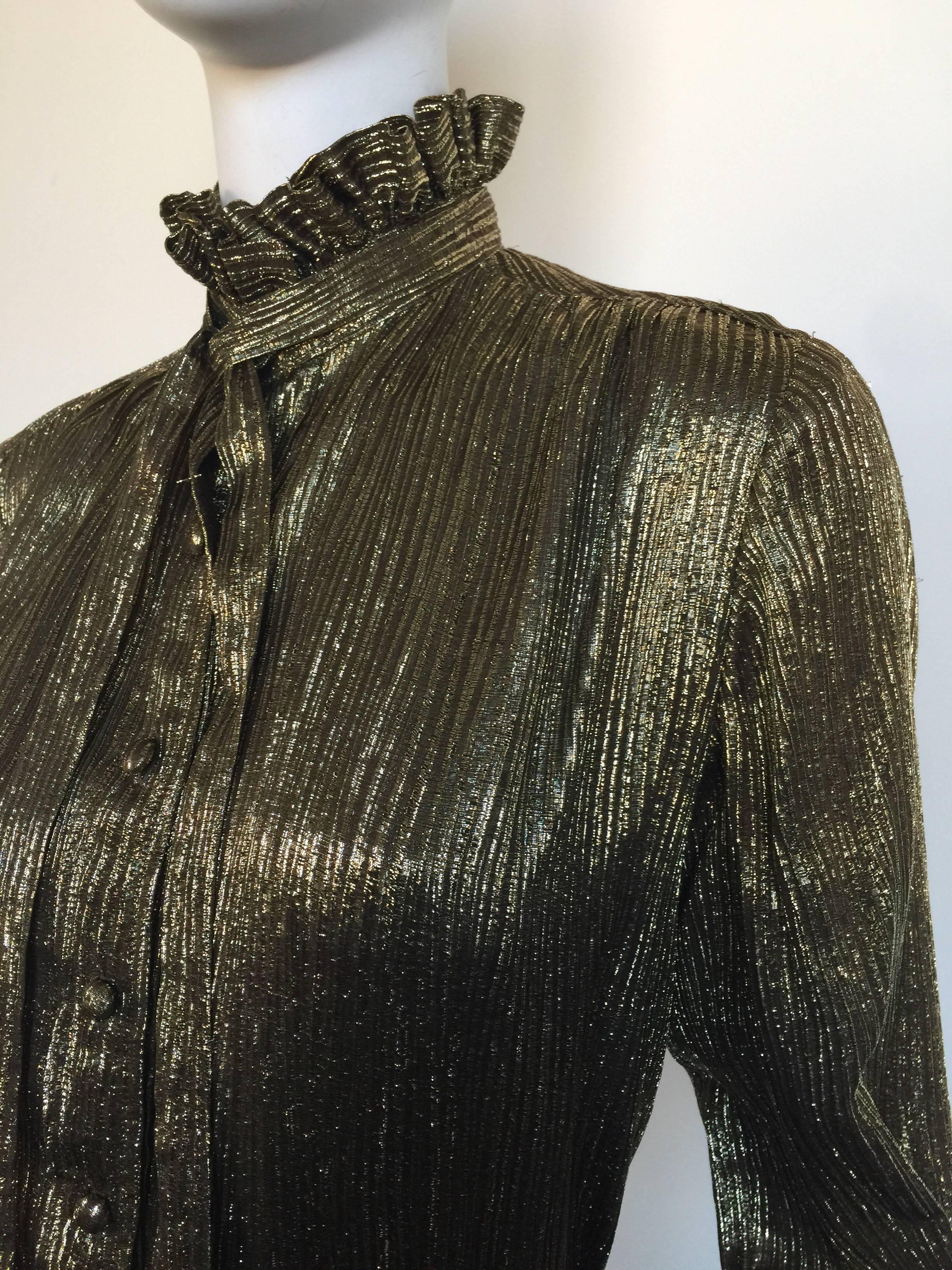 Adolfo gold metallic top In Good Condition For Sale In New York, NY