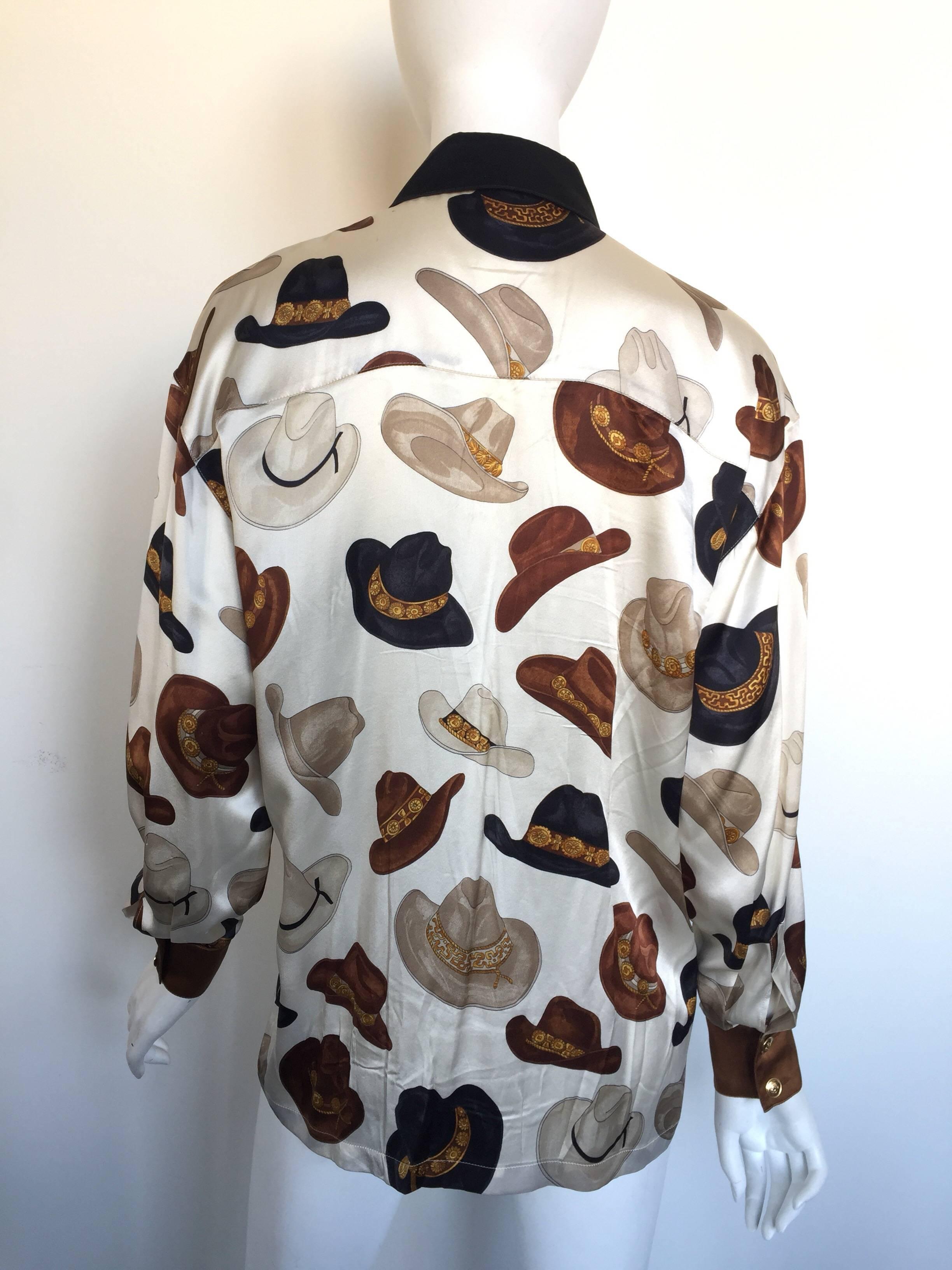 Gray Silk print cowboy hat blouse