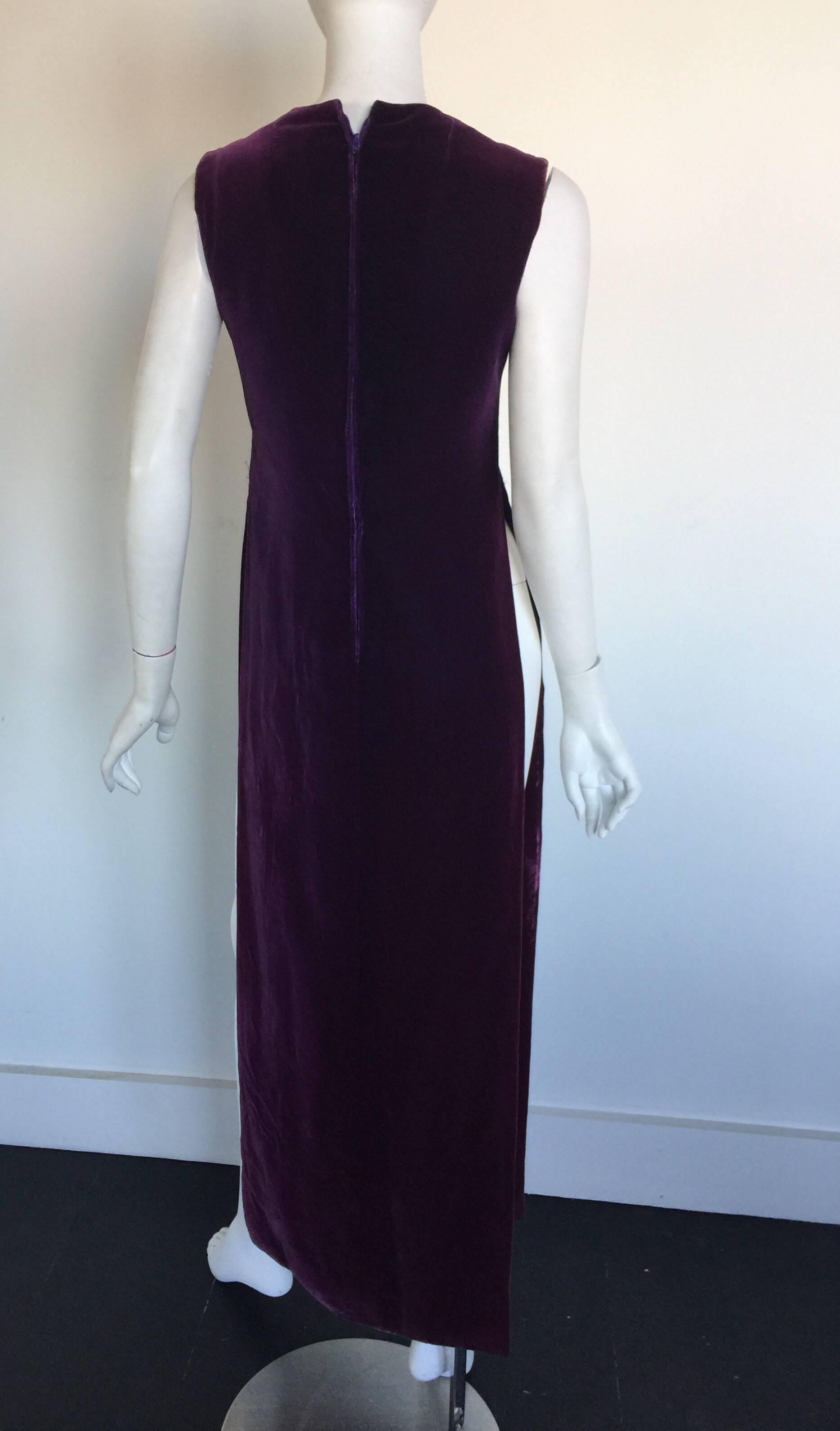 Women's or Men's Pierre Cardin purple velvet side slit caftan For Sale