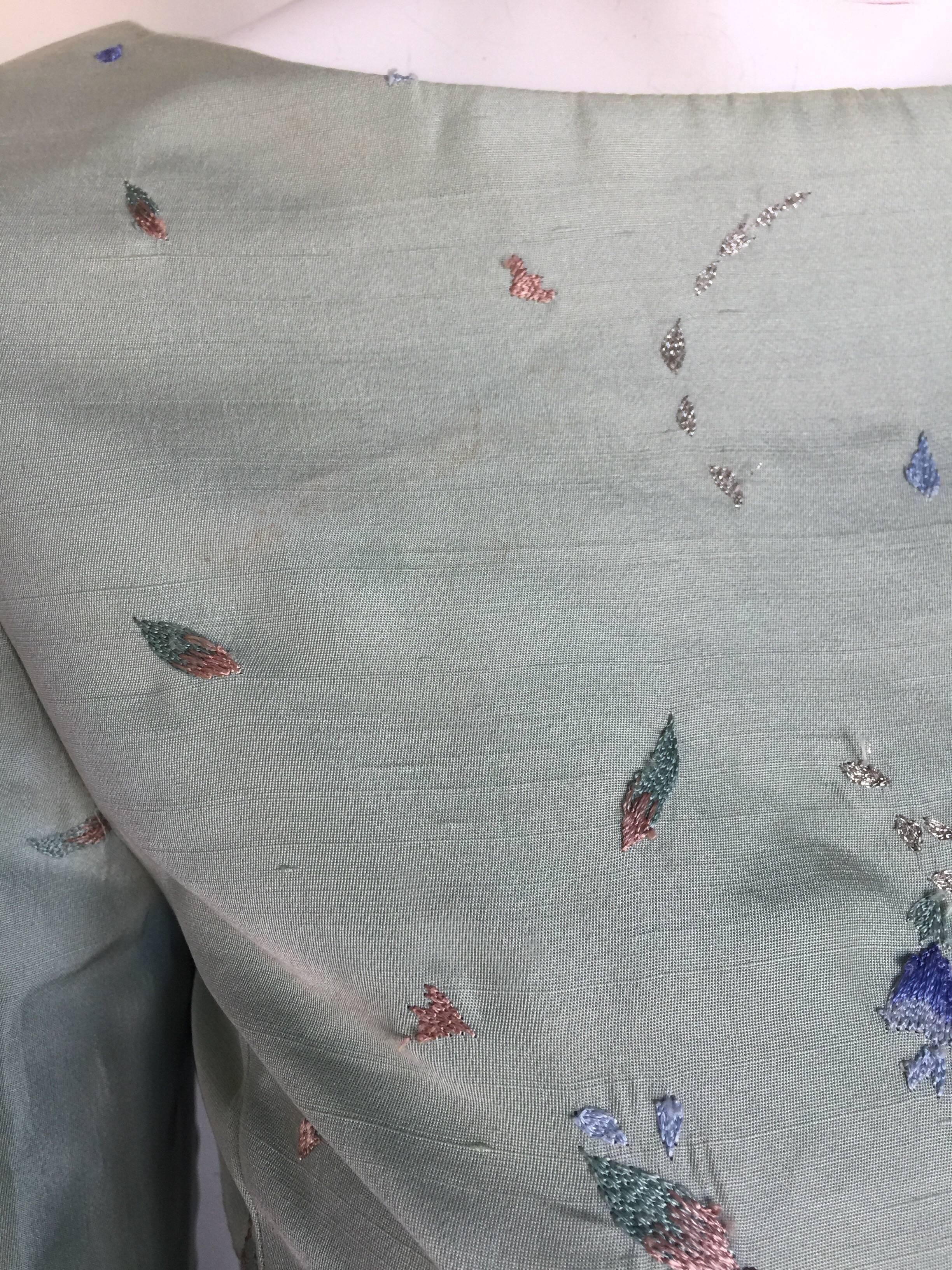 Oscar de la renta embroidered robin egg silk blouse  In Fair Condition For Sale In New York, NY