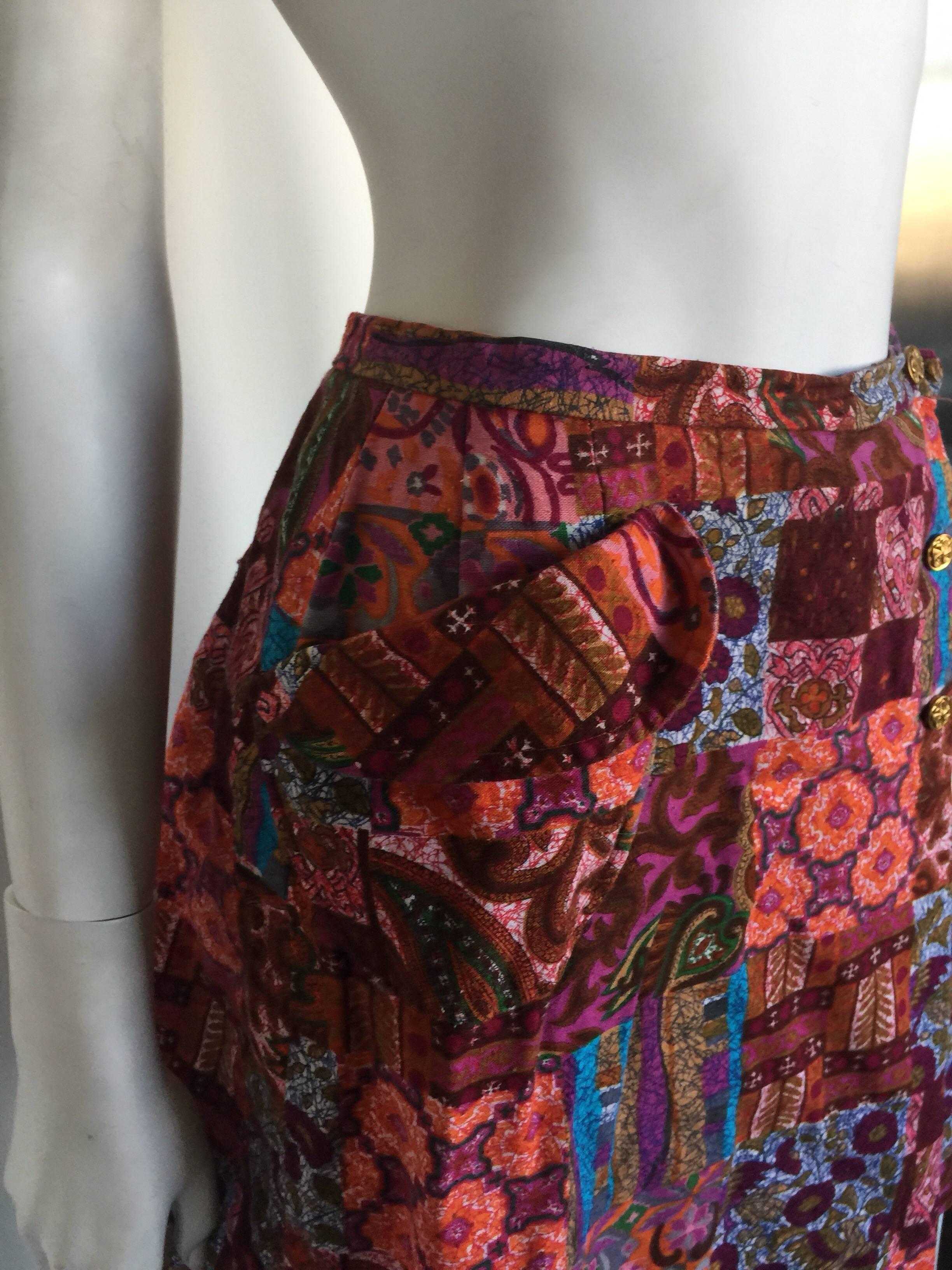 Black Cotton printed shorts skirt  For Sale