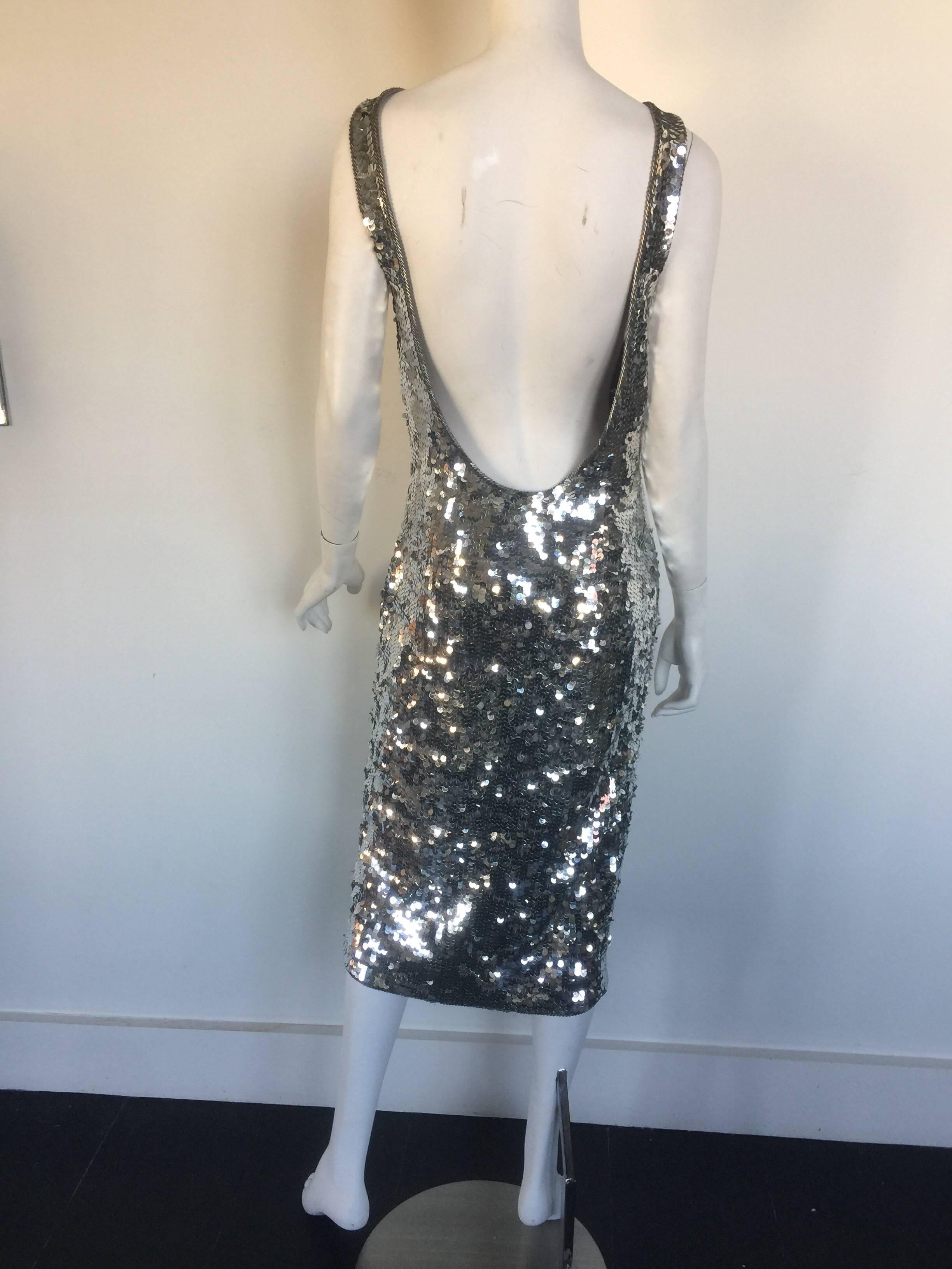 Silver sequin disco backless dress  In Good Condition For Sale In New York, NY