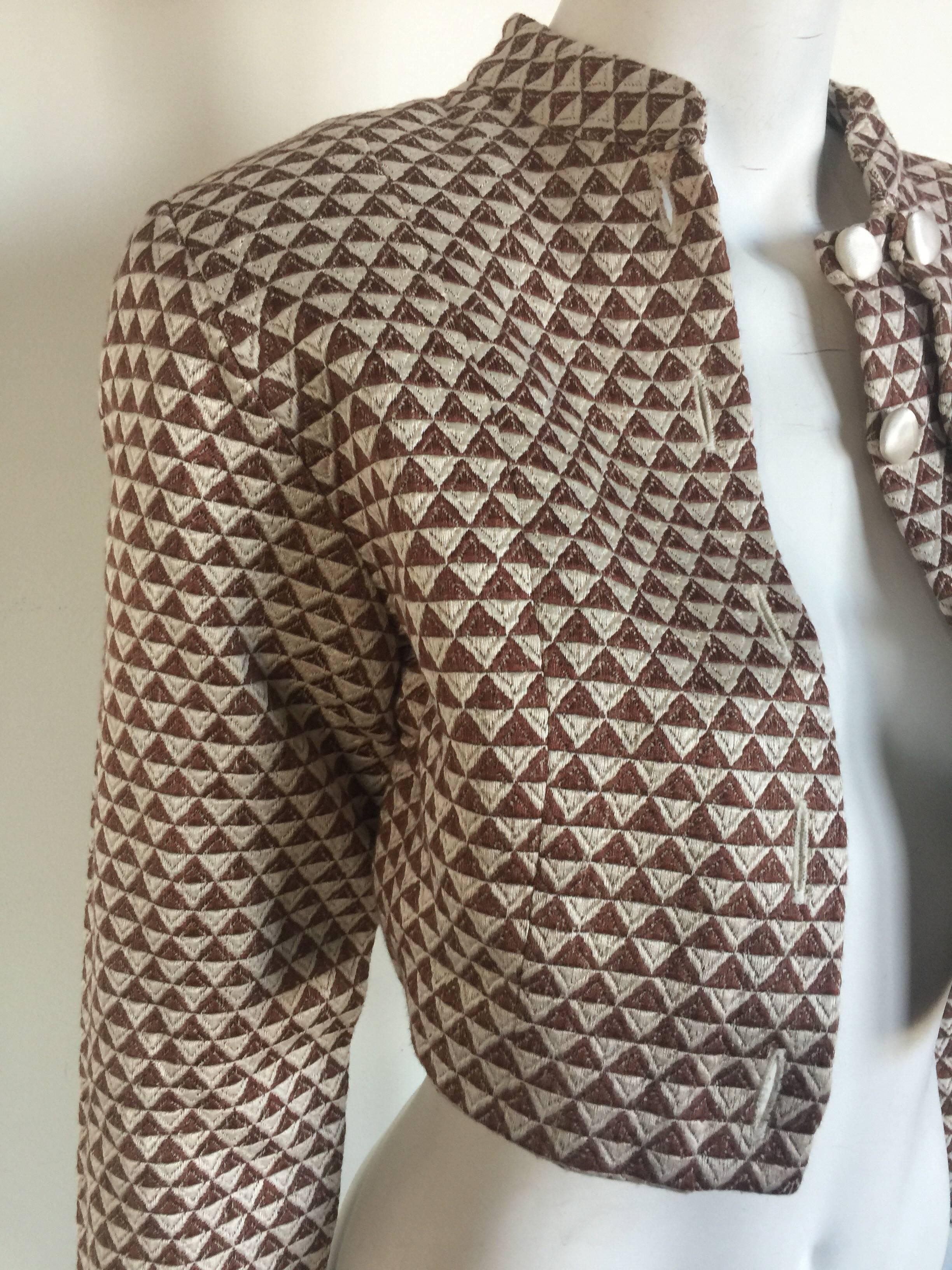 Geometric cotton cropped jacket  In Good Condition For Sale In New York, NY