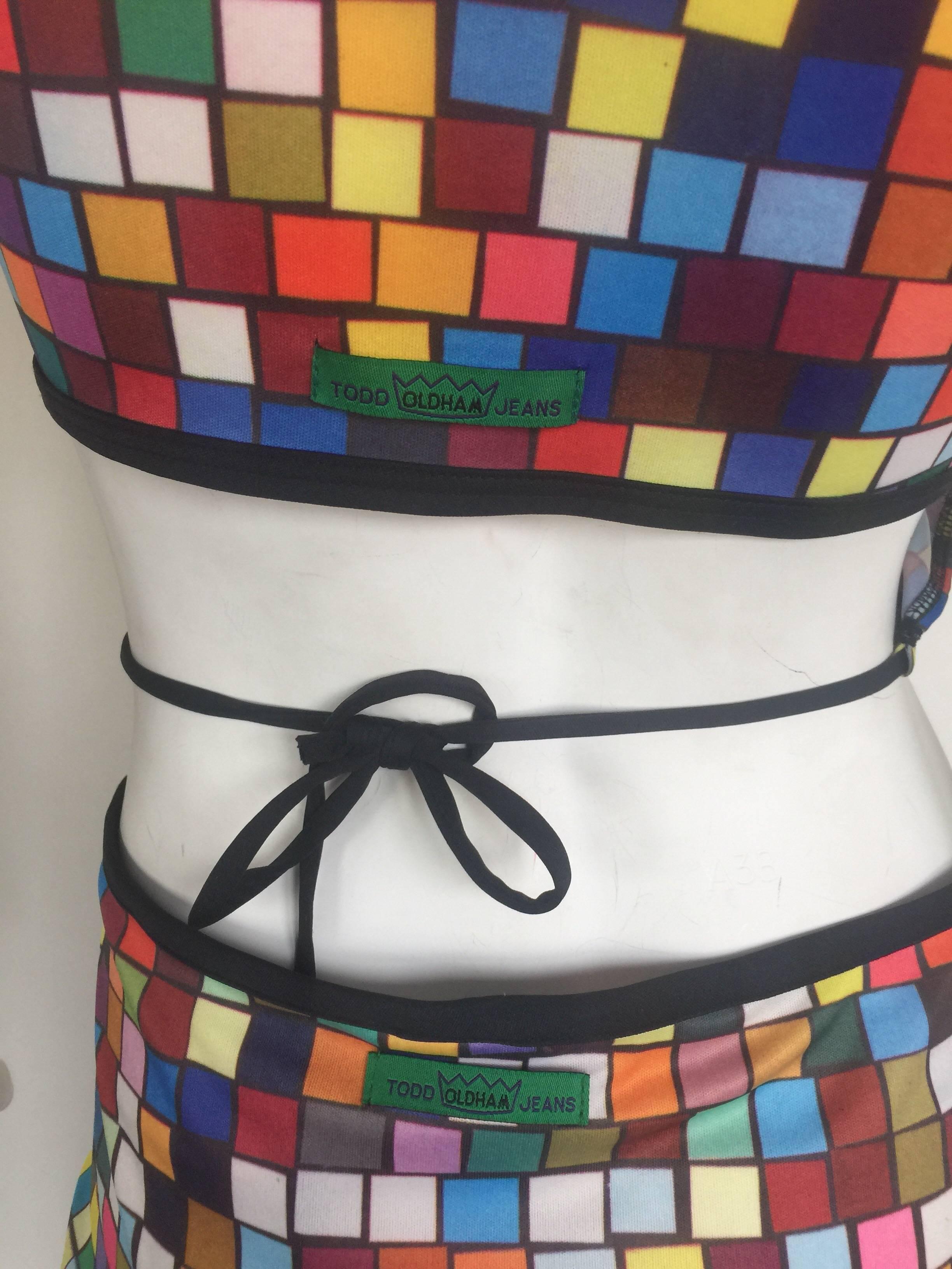 Todd Oldham iconic rubik's cube geometric print skirt and crop top ensemble  In Excellent Condition For Sale In New York, NY