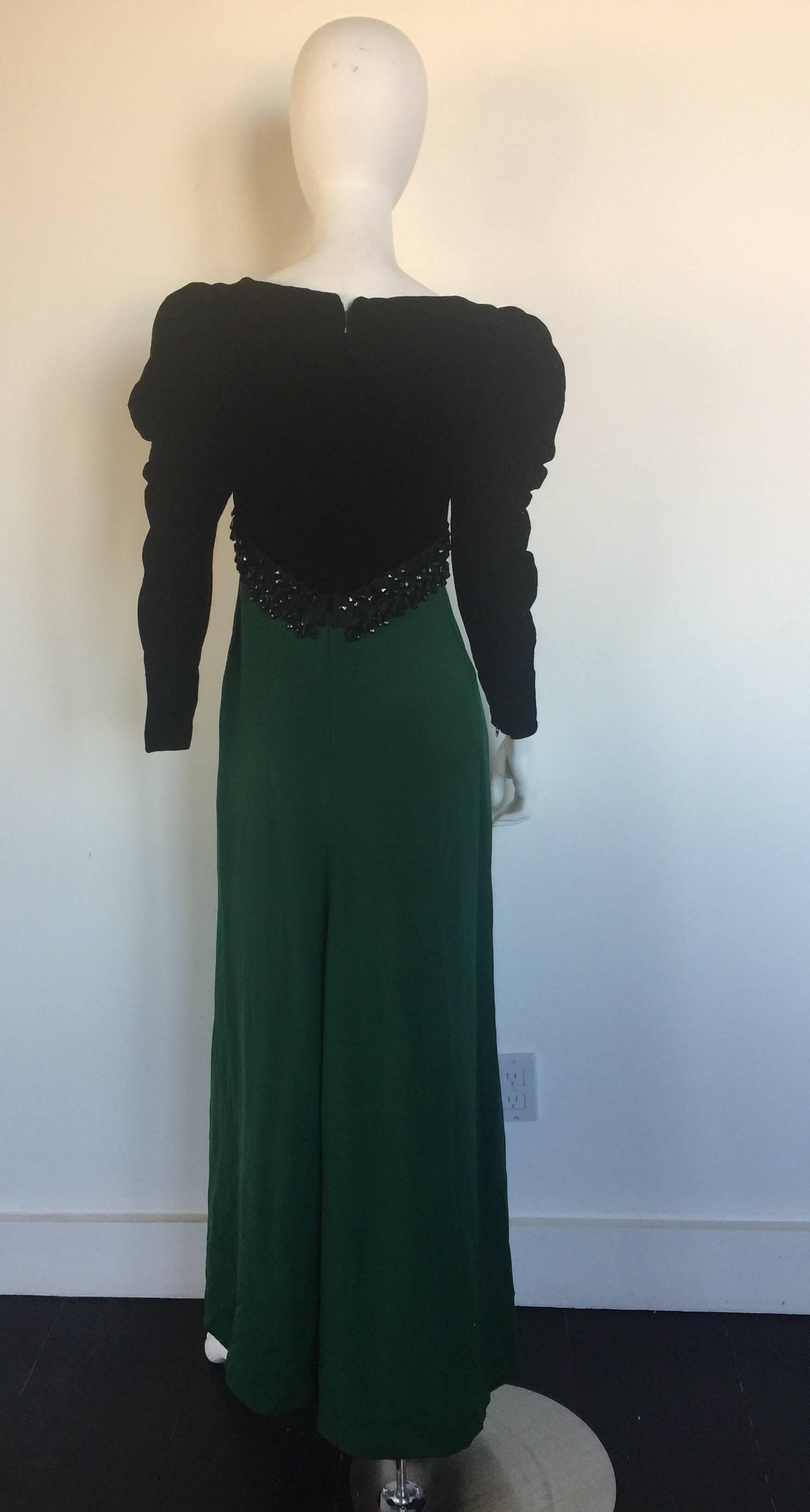 Oscar de la Renta velvet empire waist green silk gown  For Sale 1