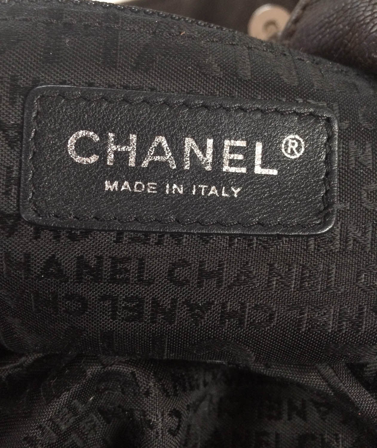 Chanel Coco Cabas CC Logo Distressed Caviar Extra Large 6