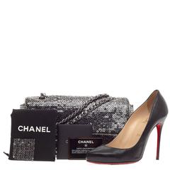 Chanel - Classique sac à rabat simple à sequins caché - Moyen