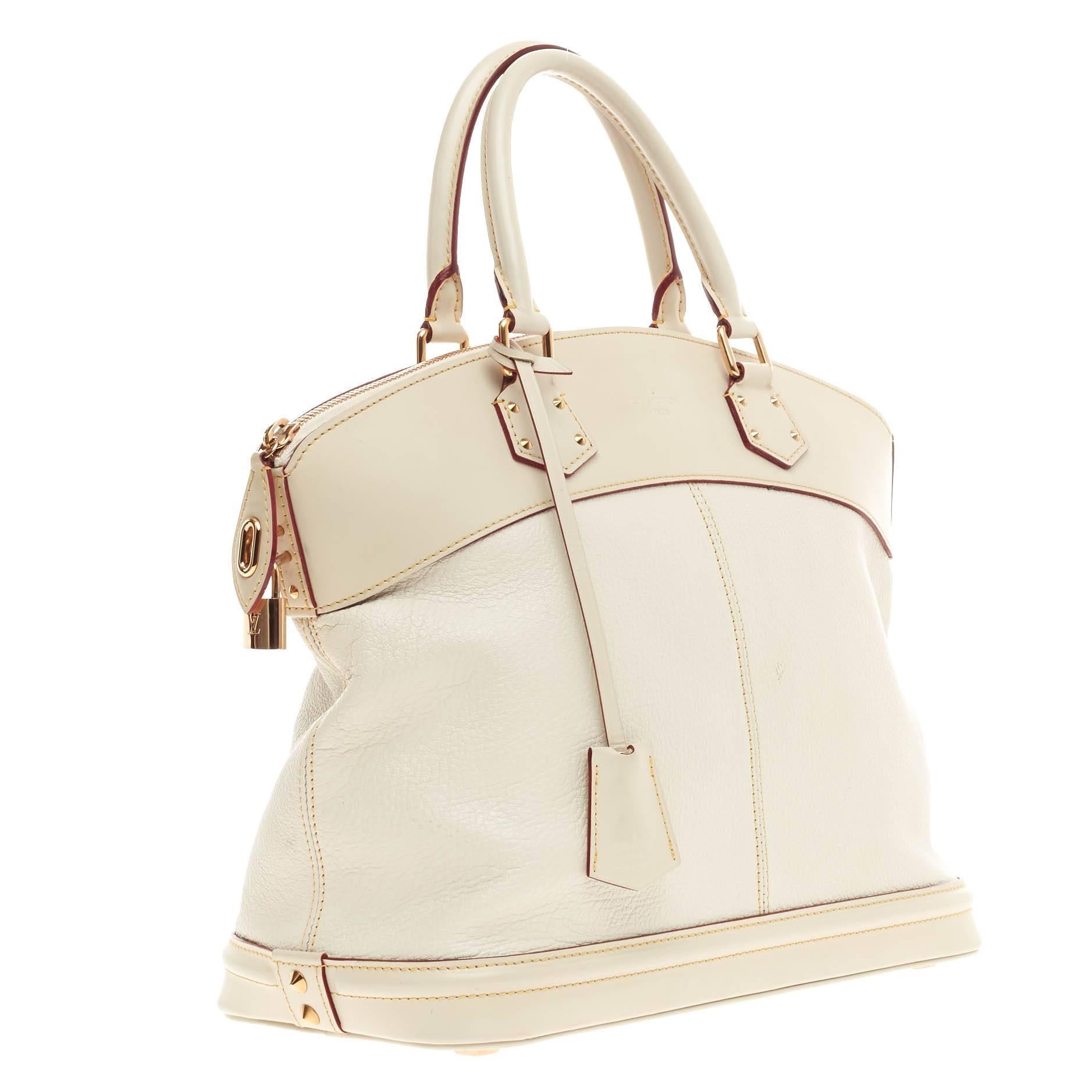 Louis Vuitton Suhali Lockit Leather MM In Good Condition In NY, NY