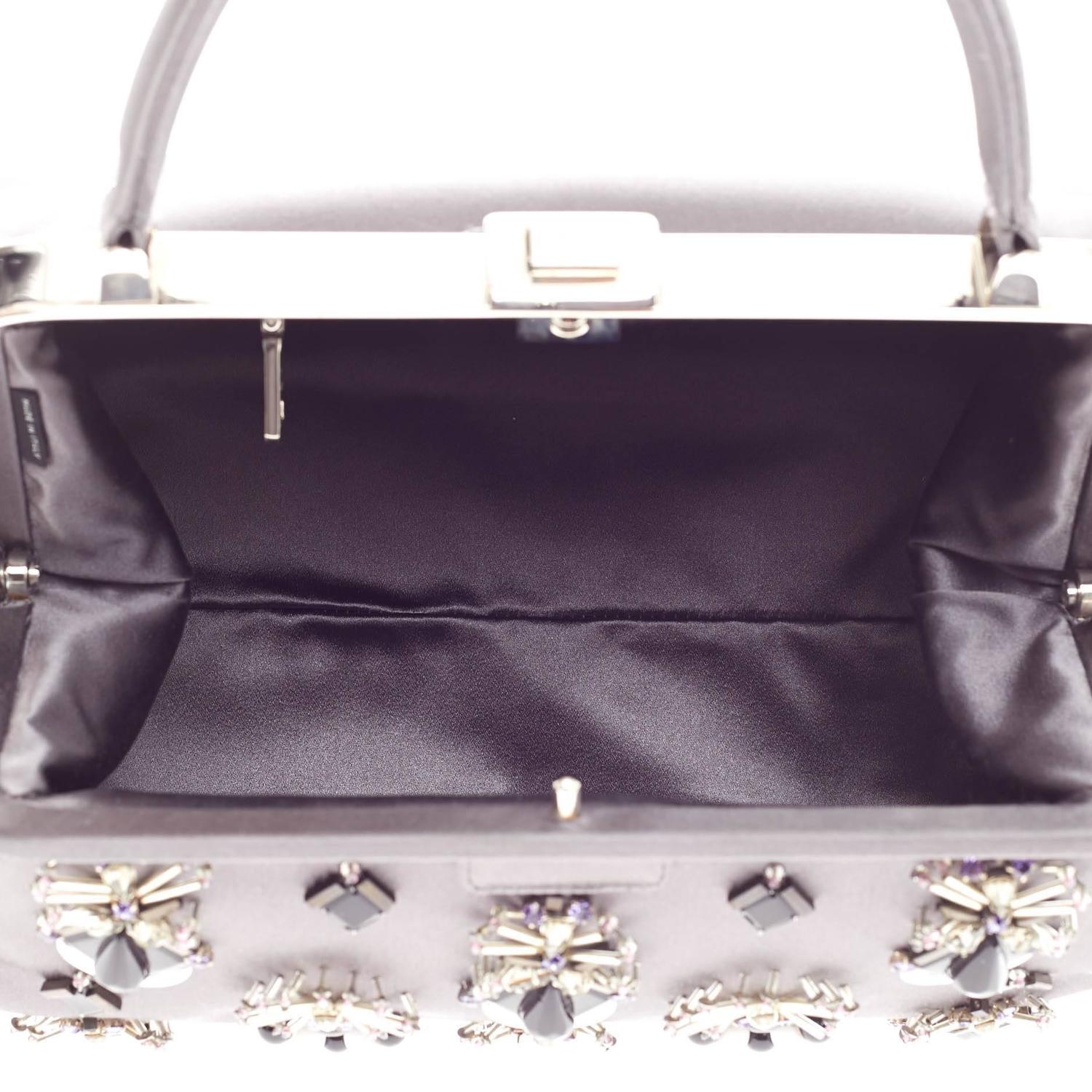 best replica wholesalers - Prada Raso Ricamo Framed Doctor's Bag Jeweled Satin Medium at 1stdibs best replica wholesalers - Prada Raso Ricamo Framed Doctor's Bag Jeweled Satin Medium at 1stdibs