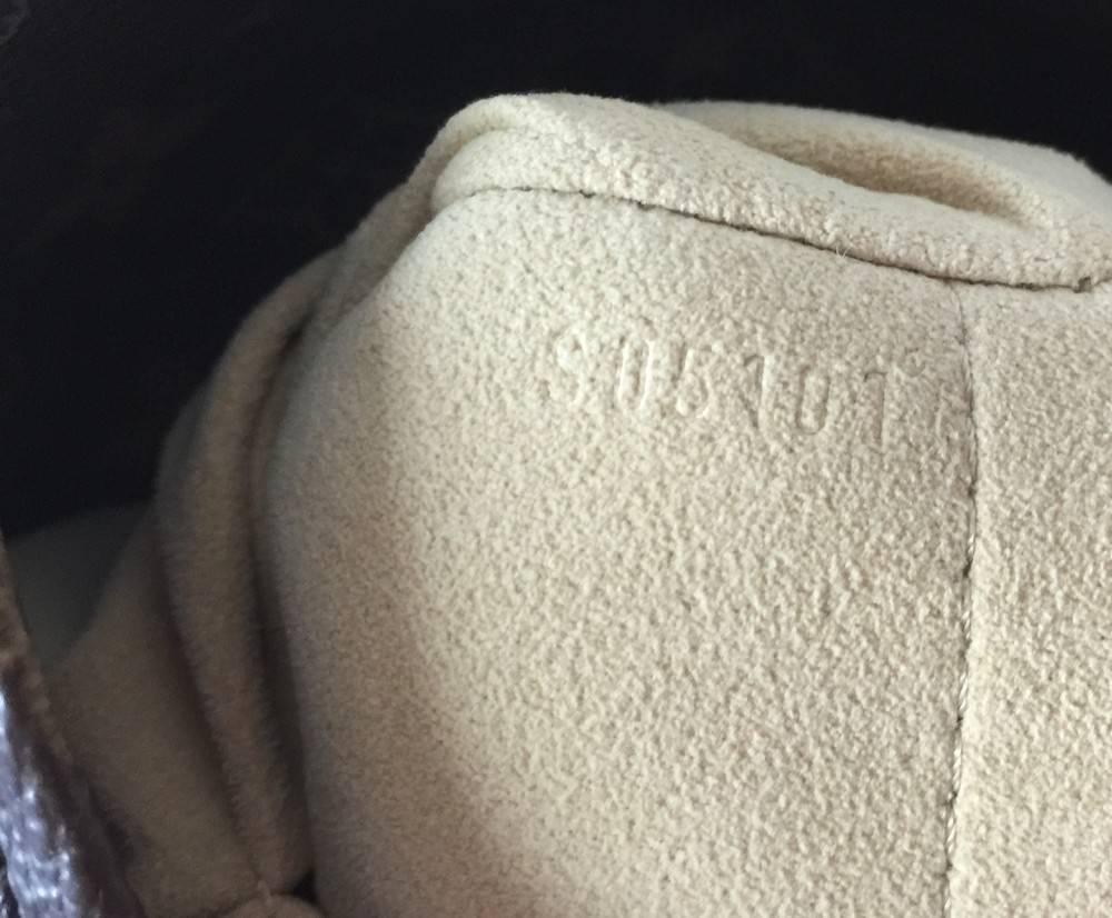 Louis Vuitton Kunstvolles Monogramm Leinwand MM 2