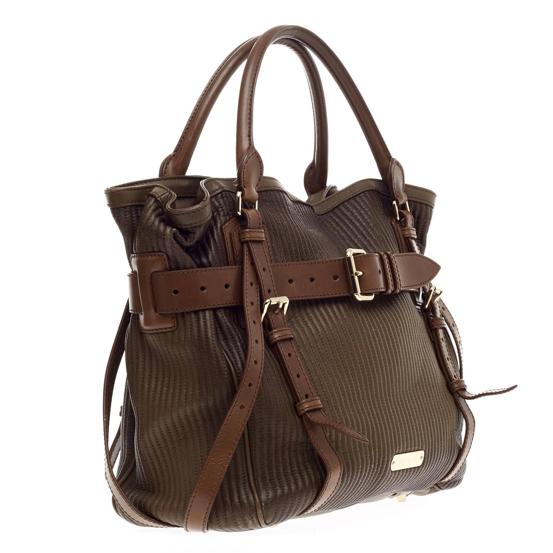 Burberry Bridle Wilton Tote Genähtes Leder Medium im Zustand „Gut“ in NY, NY